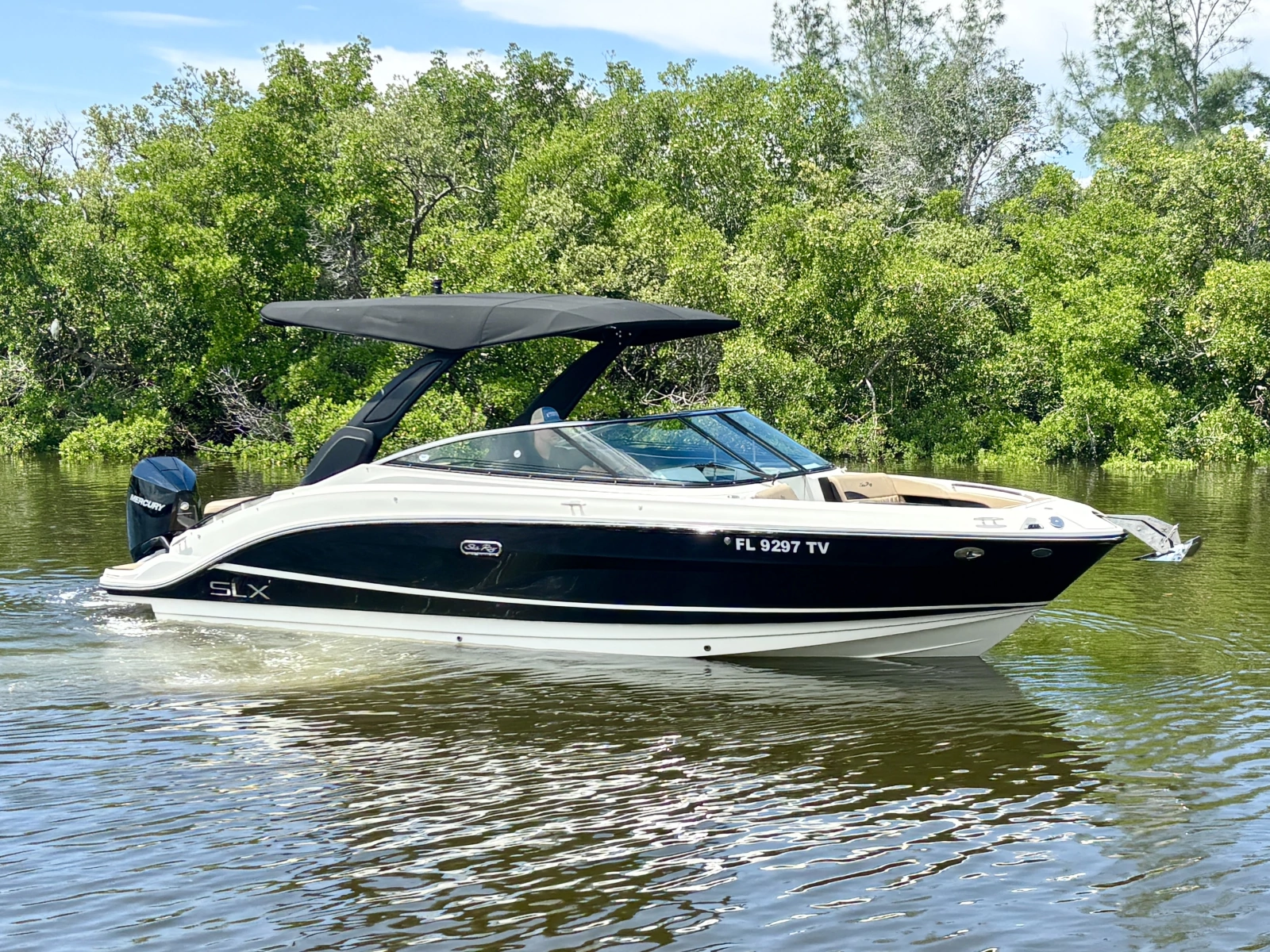 26ft Sea Ray Yacht For Sale