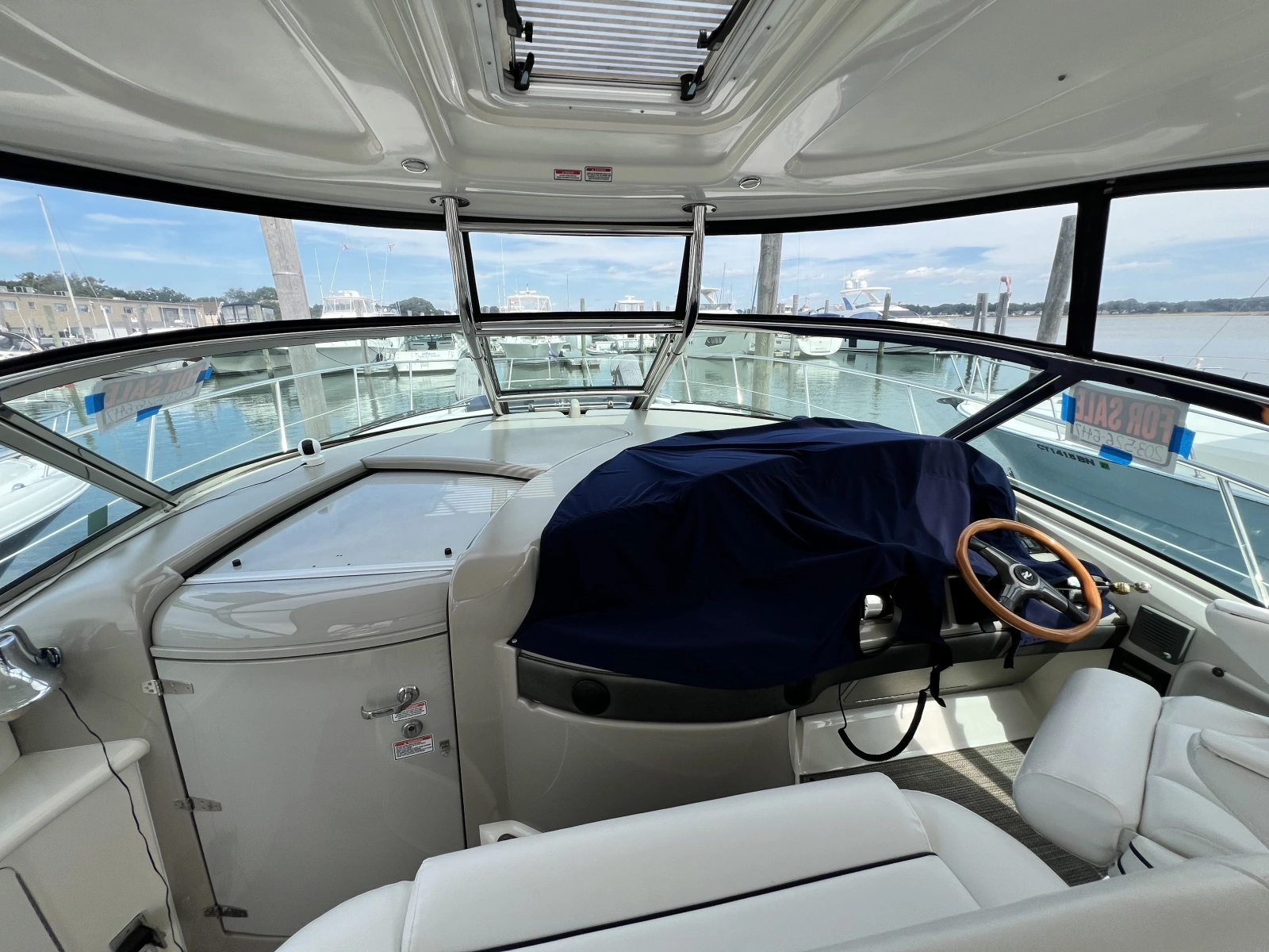 2006 Sea Ray 440 Sundancer