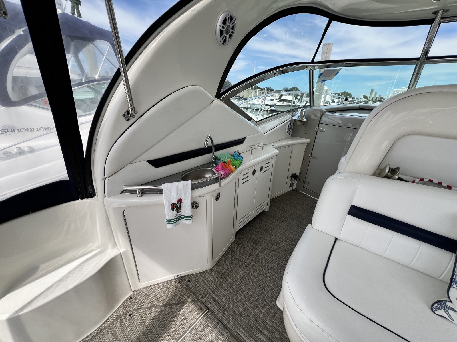 2006 Sea Ray 440 Sundancer