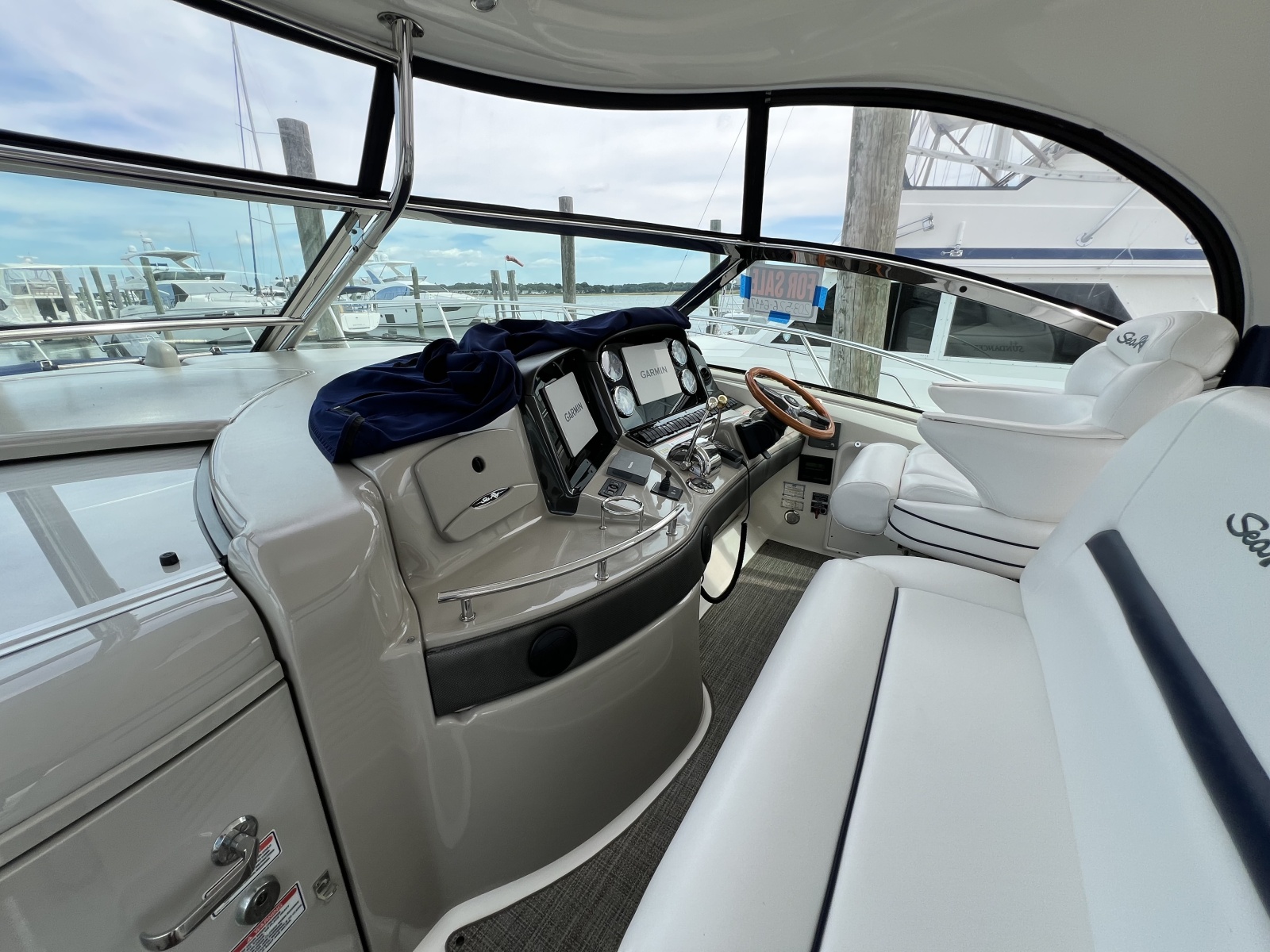 2006 Sea Ray 440 Sundancer