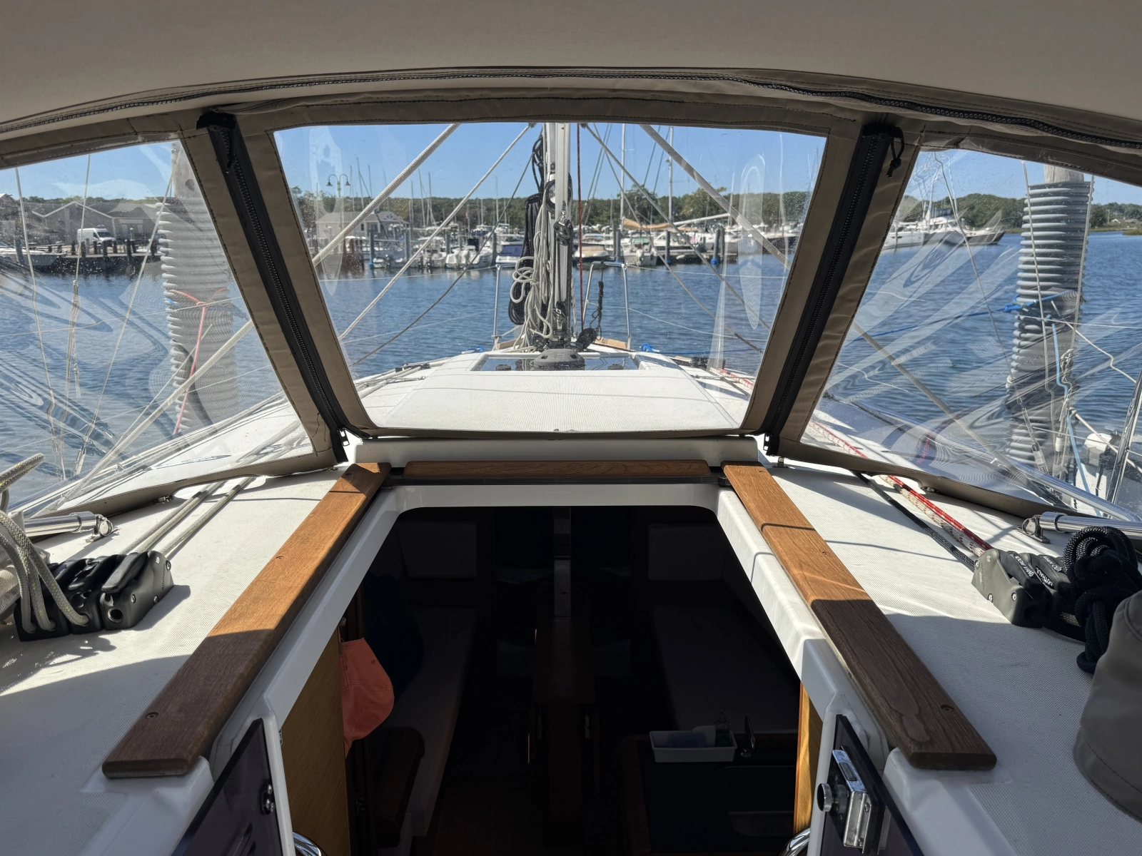 2021 Jeanneau 