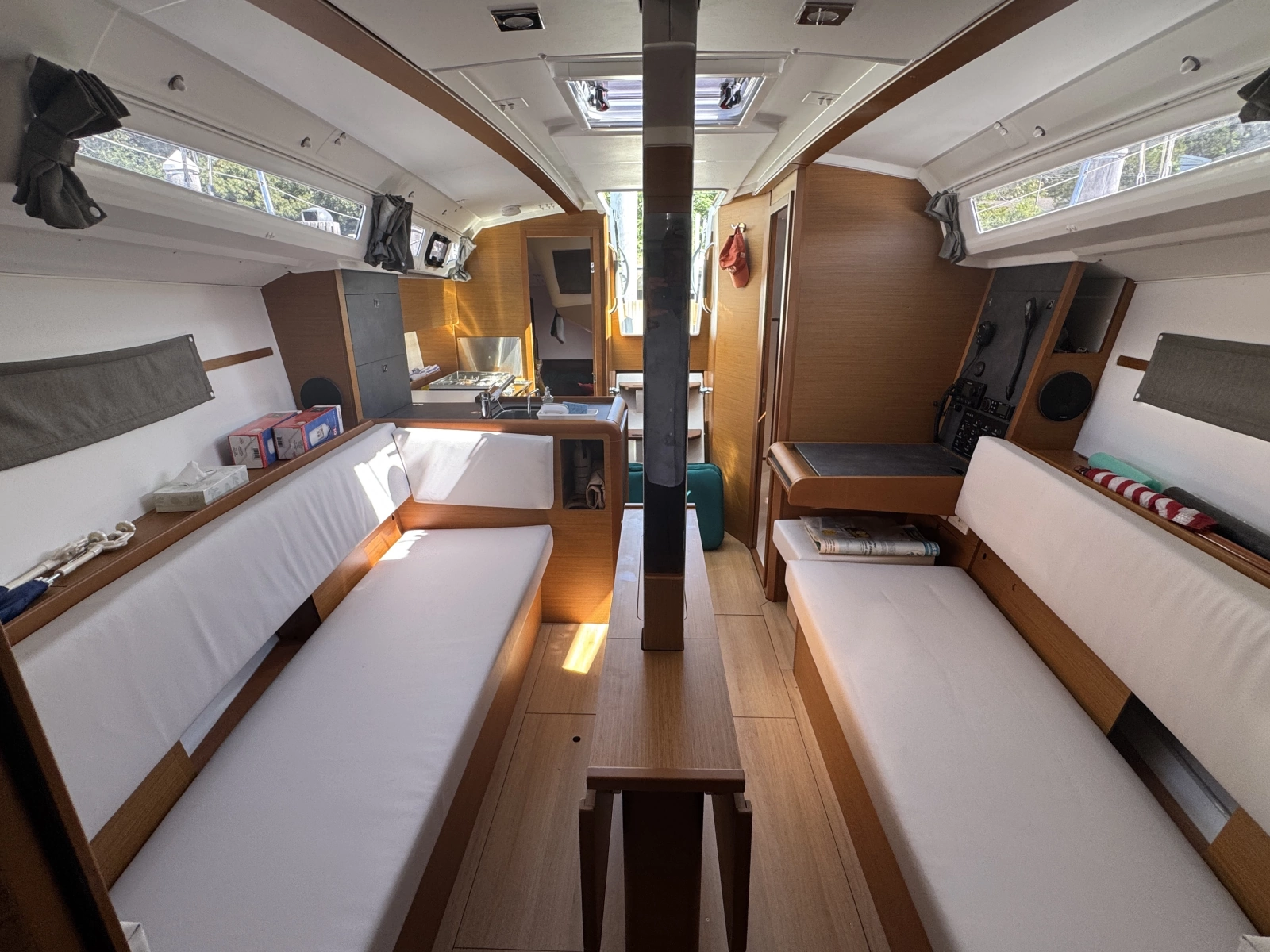 2021 Jeanneau 