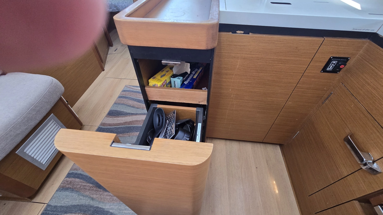 2020 Jeanneau Sun Odyssey 410