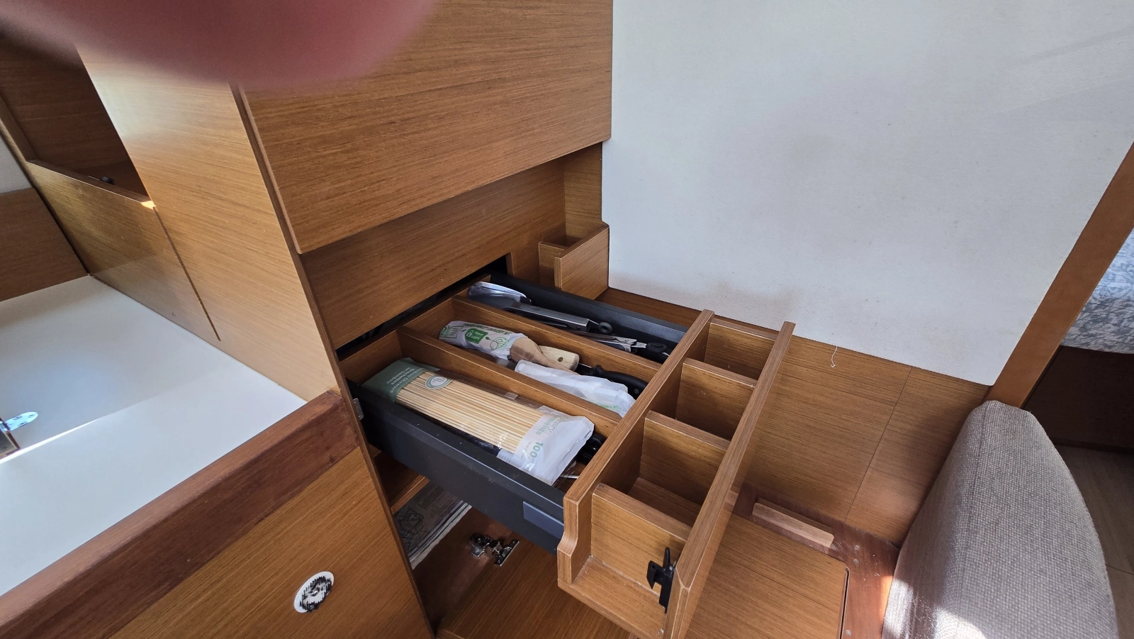 2020 Jeanneau Sun Odyssey 410