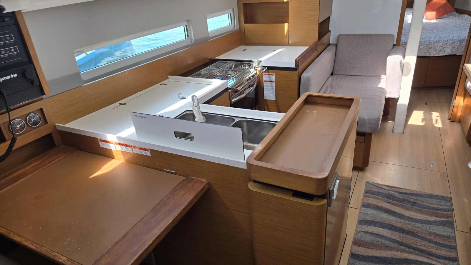 2020 Jeanneau Sun Odyssey 410