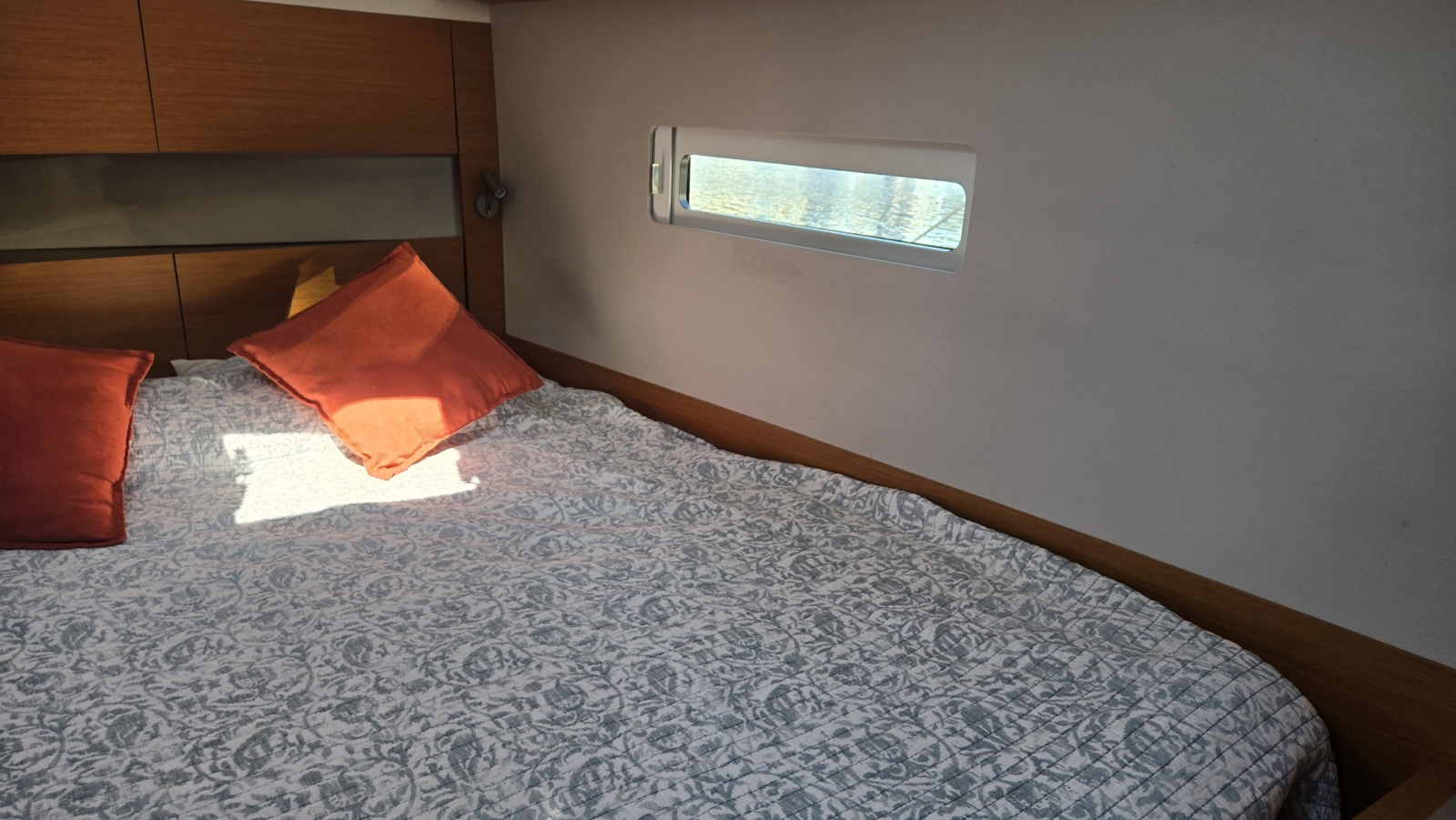 2020 Jeanneau Sun Odyssey 410