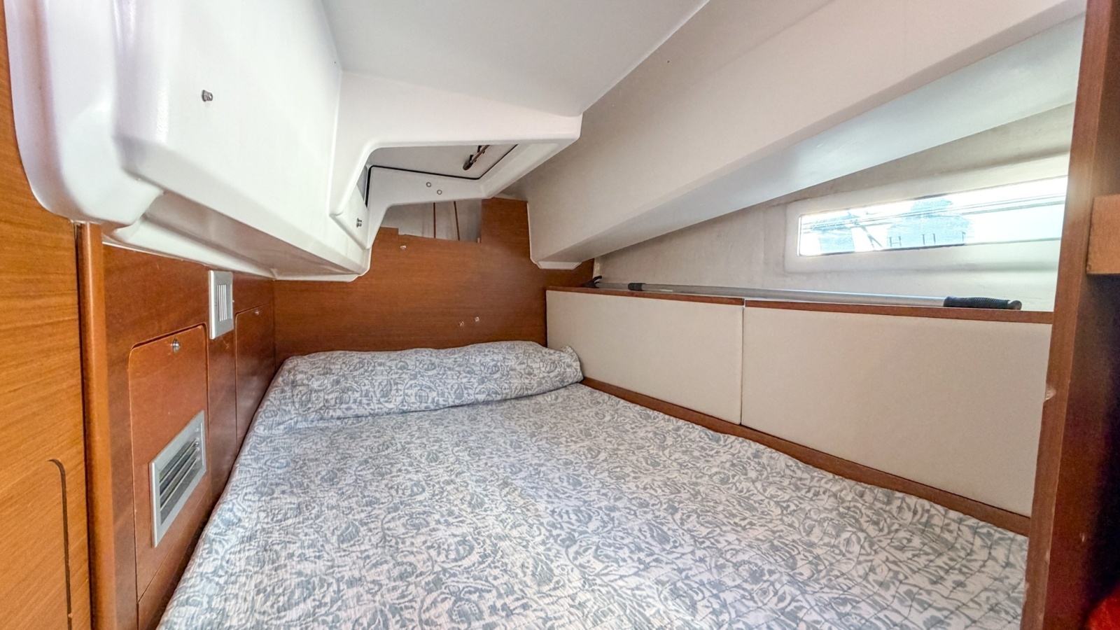 2020 Jeanneau Sun Odyssey 410
