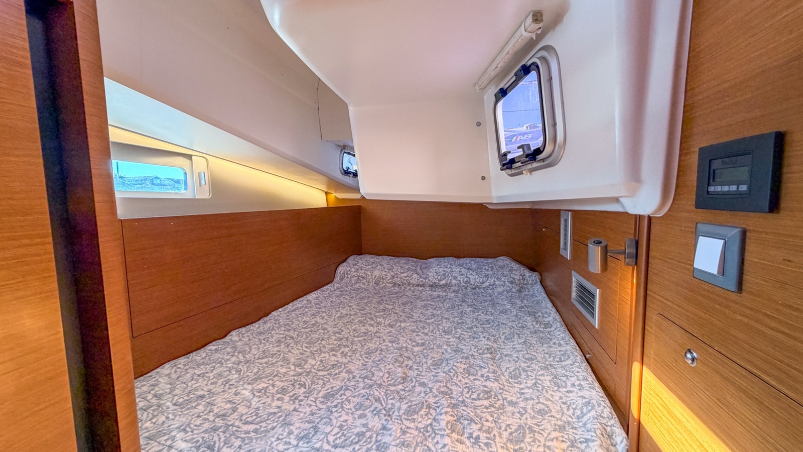 2020 Jeanneau Sun Odyssey 410