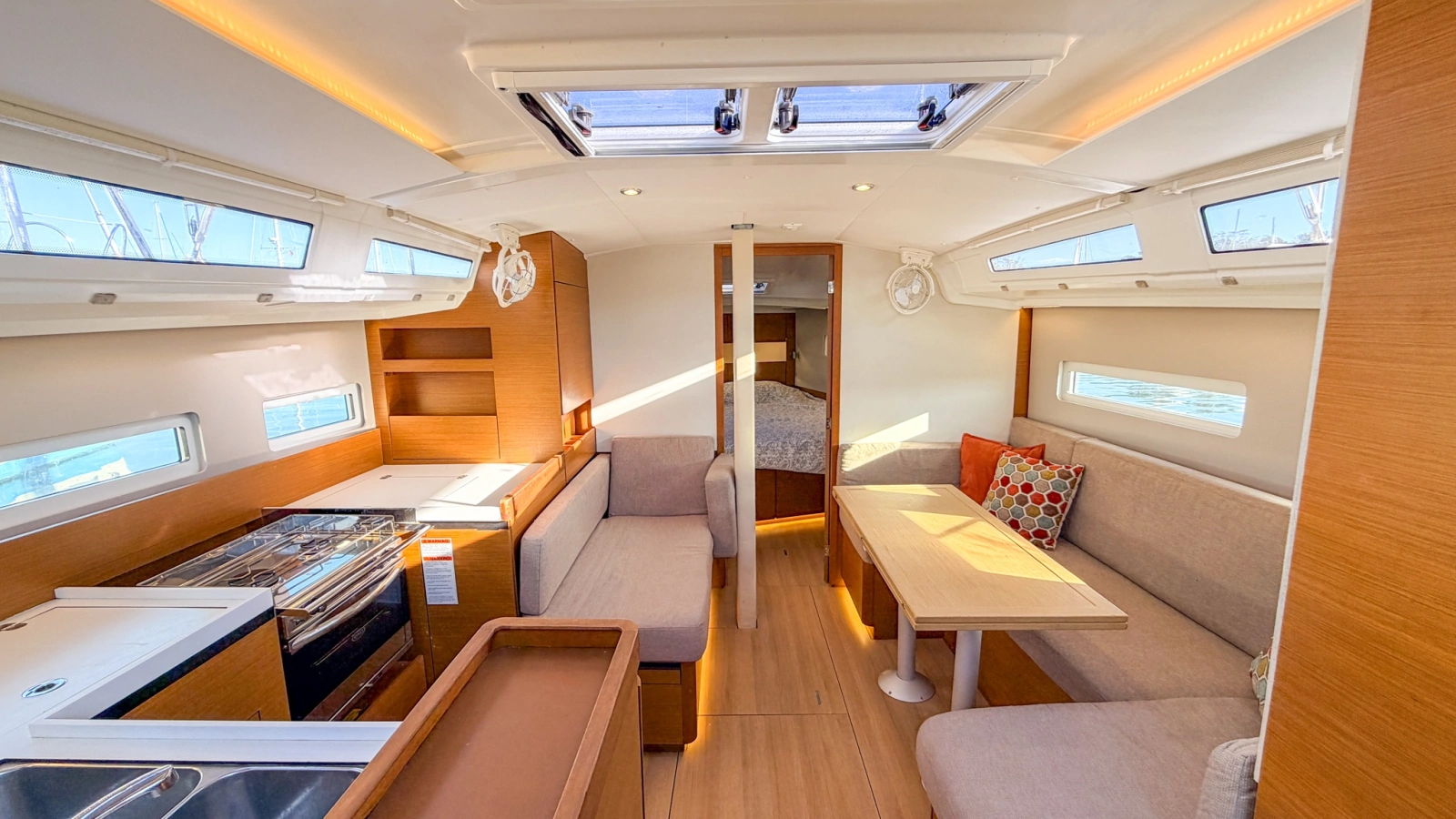 2020 Jeanneau Sun Odyssey 410