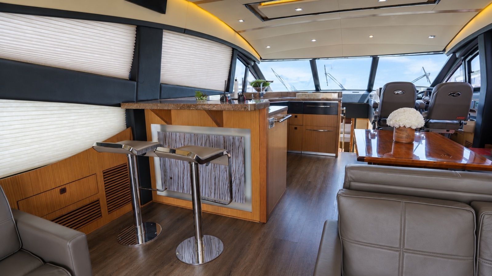 2016 Sea Ray L650 Fly