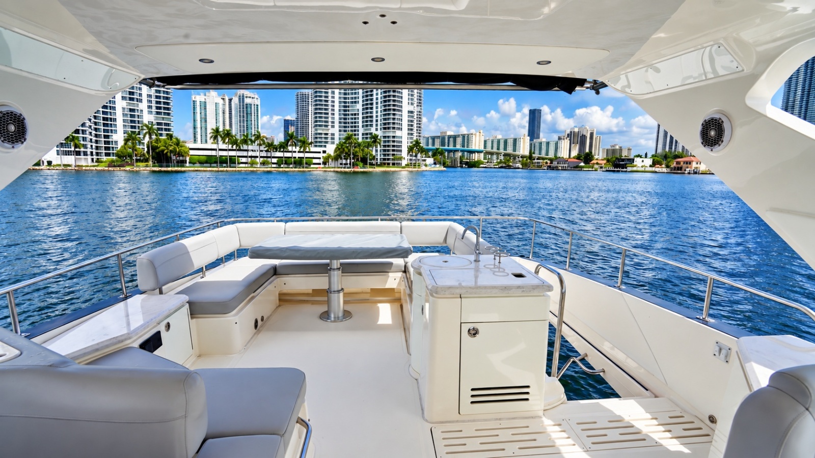 2016 Sea Ray L650 Fly
