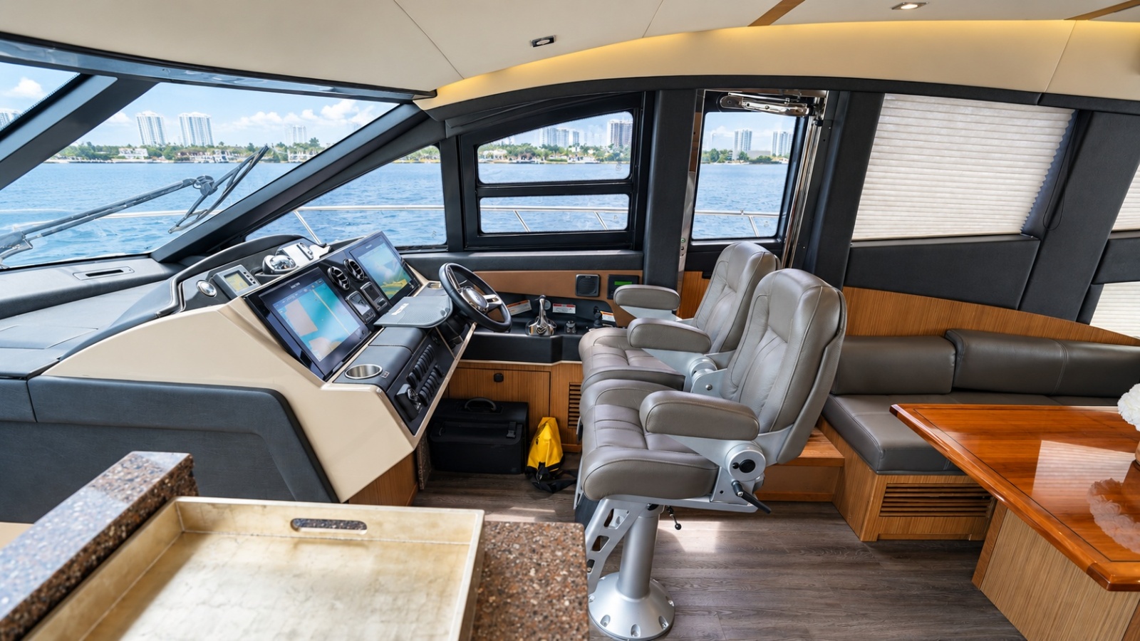 2016 Sea Ray L650 Fly