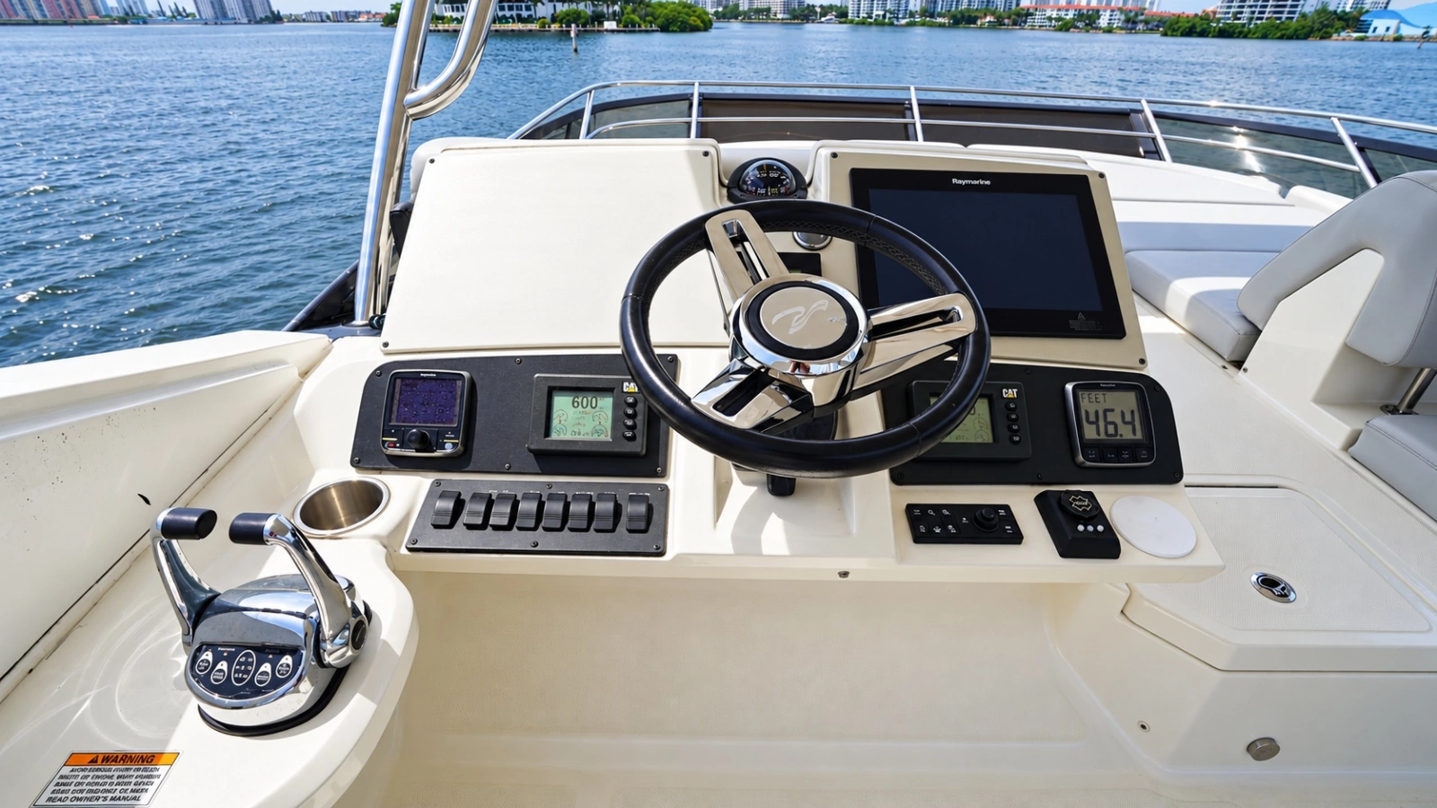 2016 Sea Ray L650 Fly