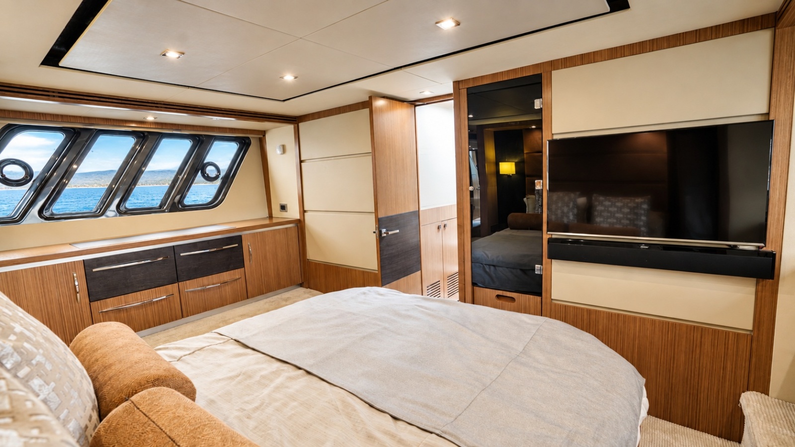 2016 Sea Ray L650 Fly