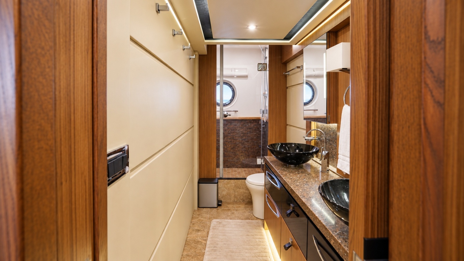 2016 Sea Ray L650 Fly
