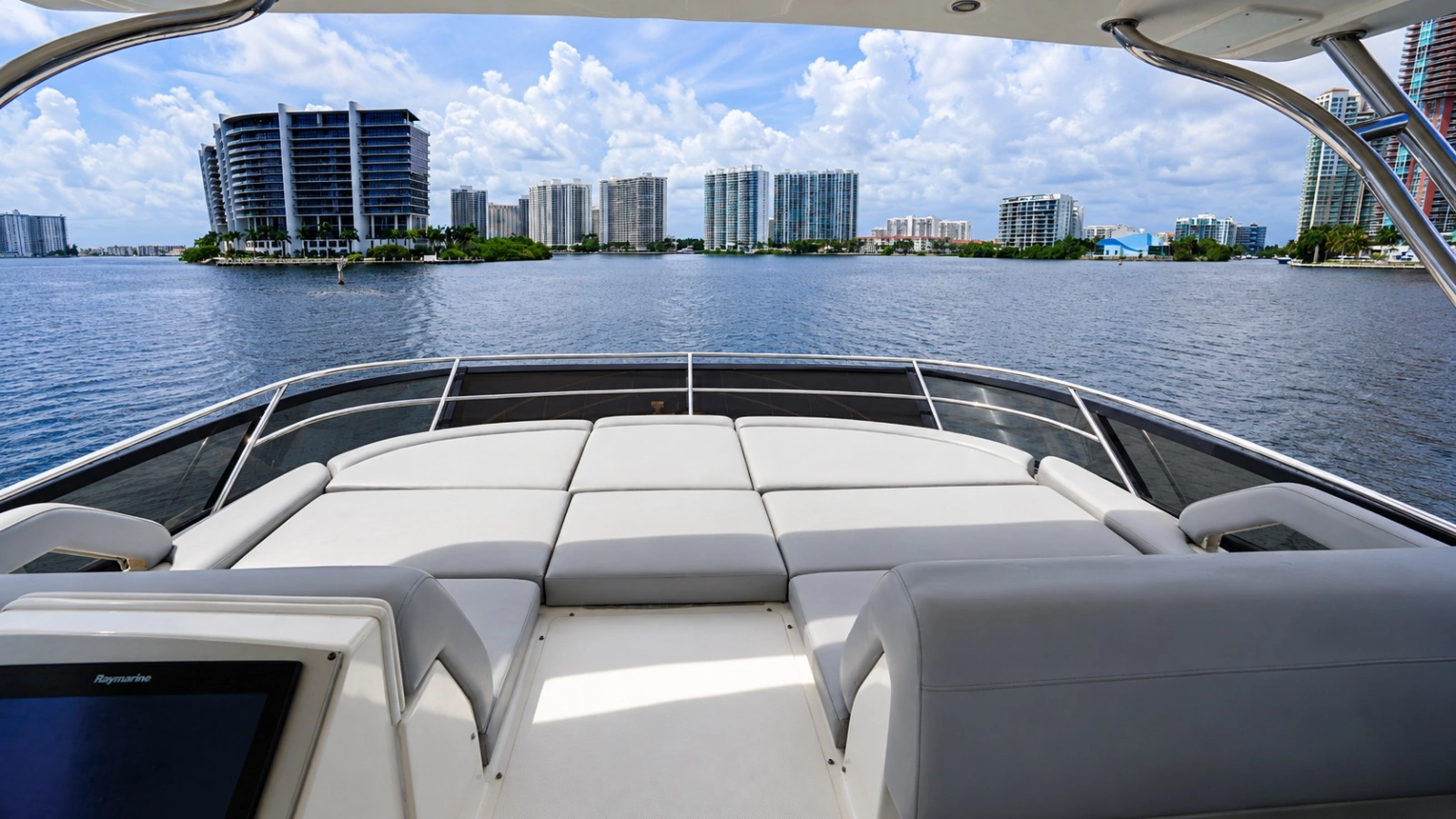 2016 Sea Ray L650 Fly