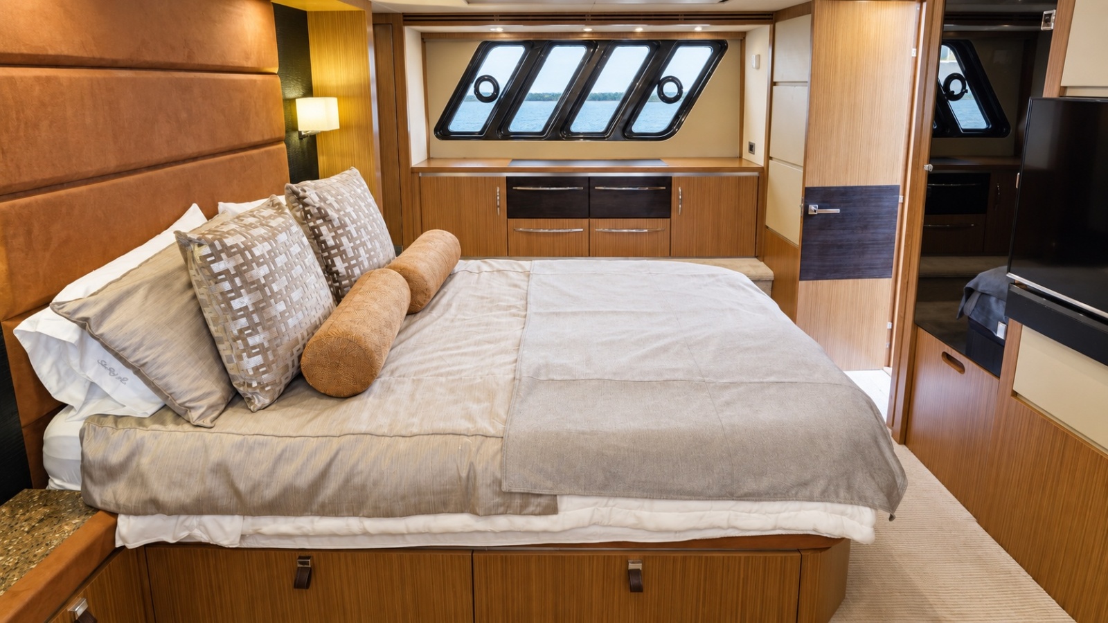 2016 Sea Ray L650 Fly