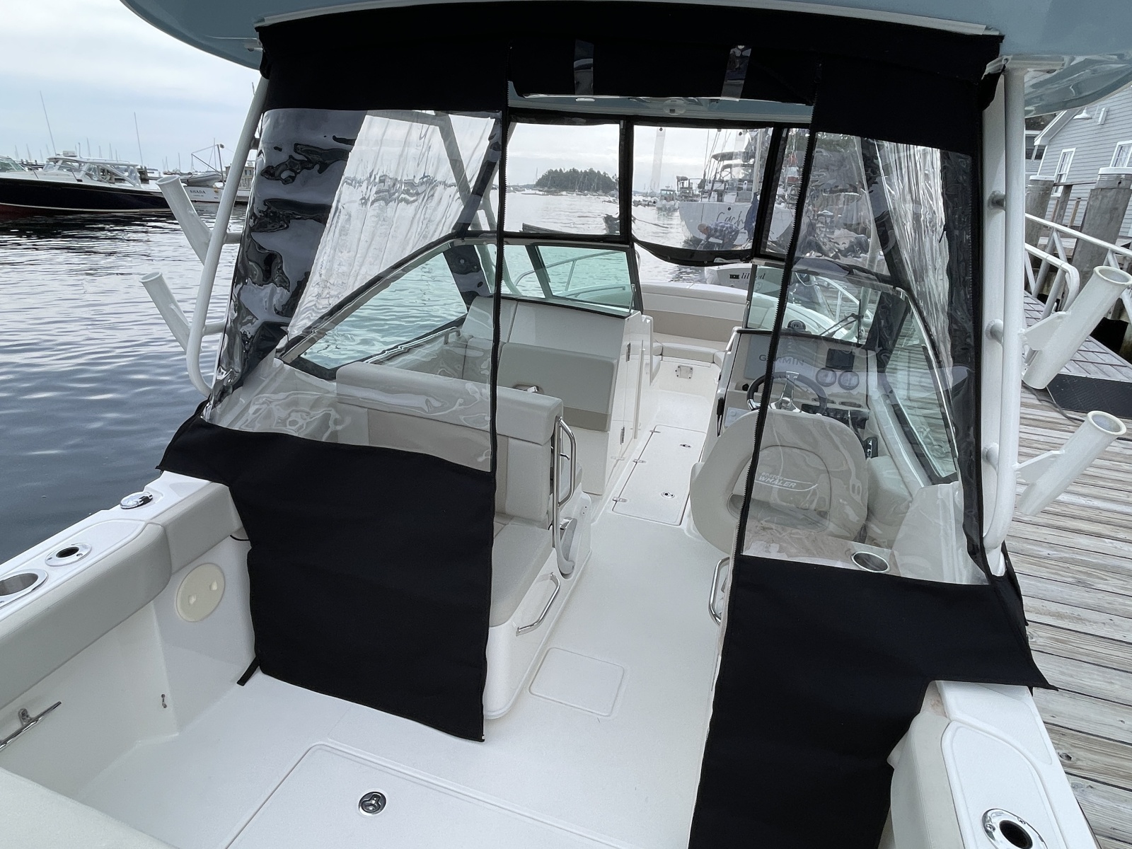 2023 Boston Whaler 