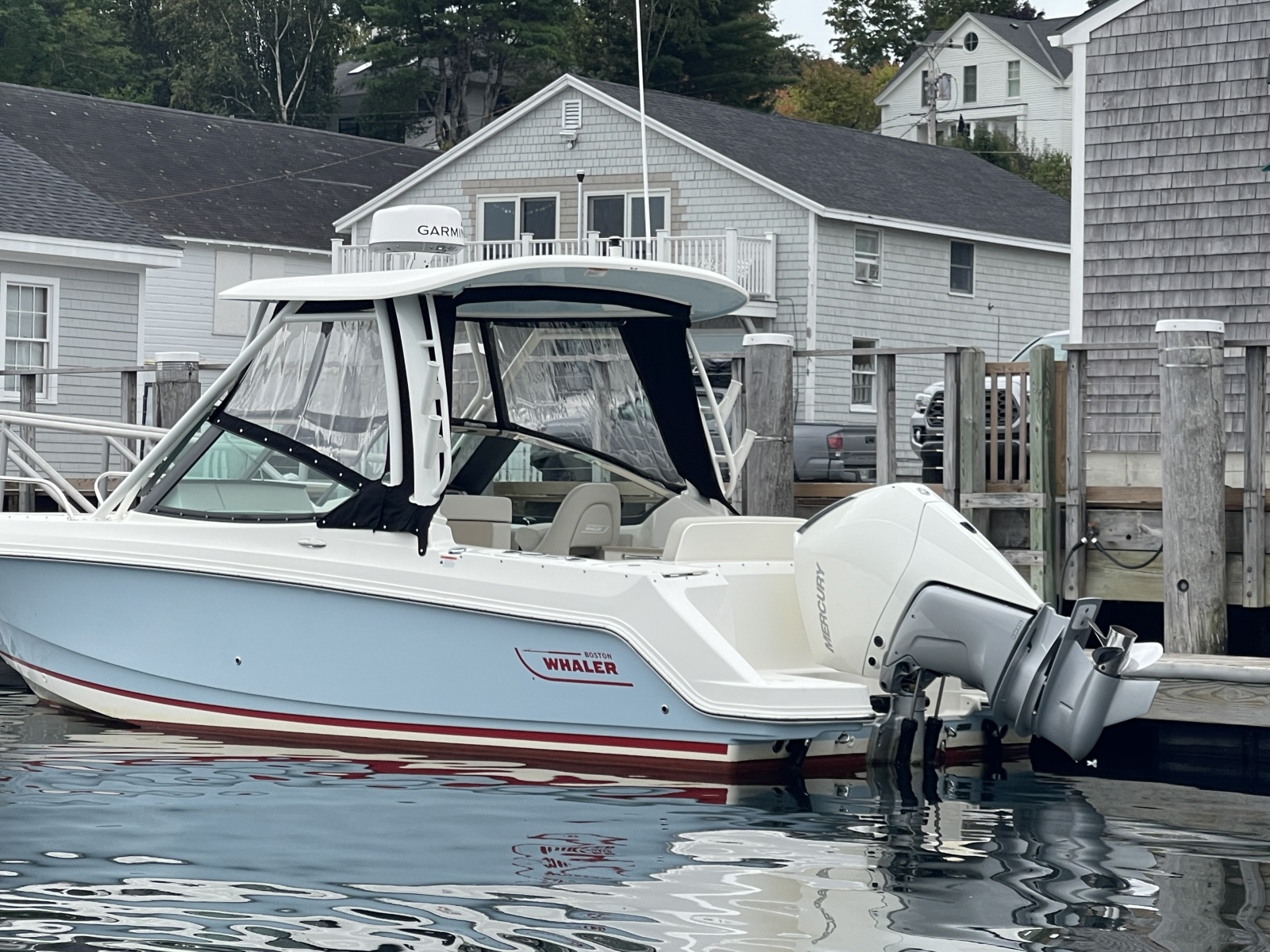 2023 Boston Whaler 