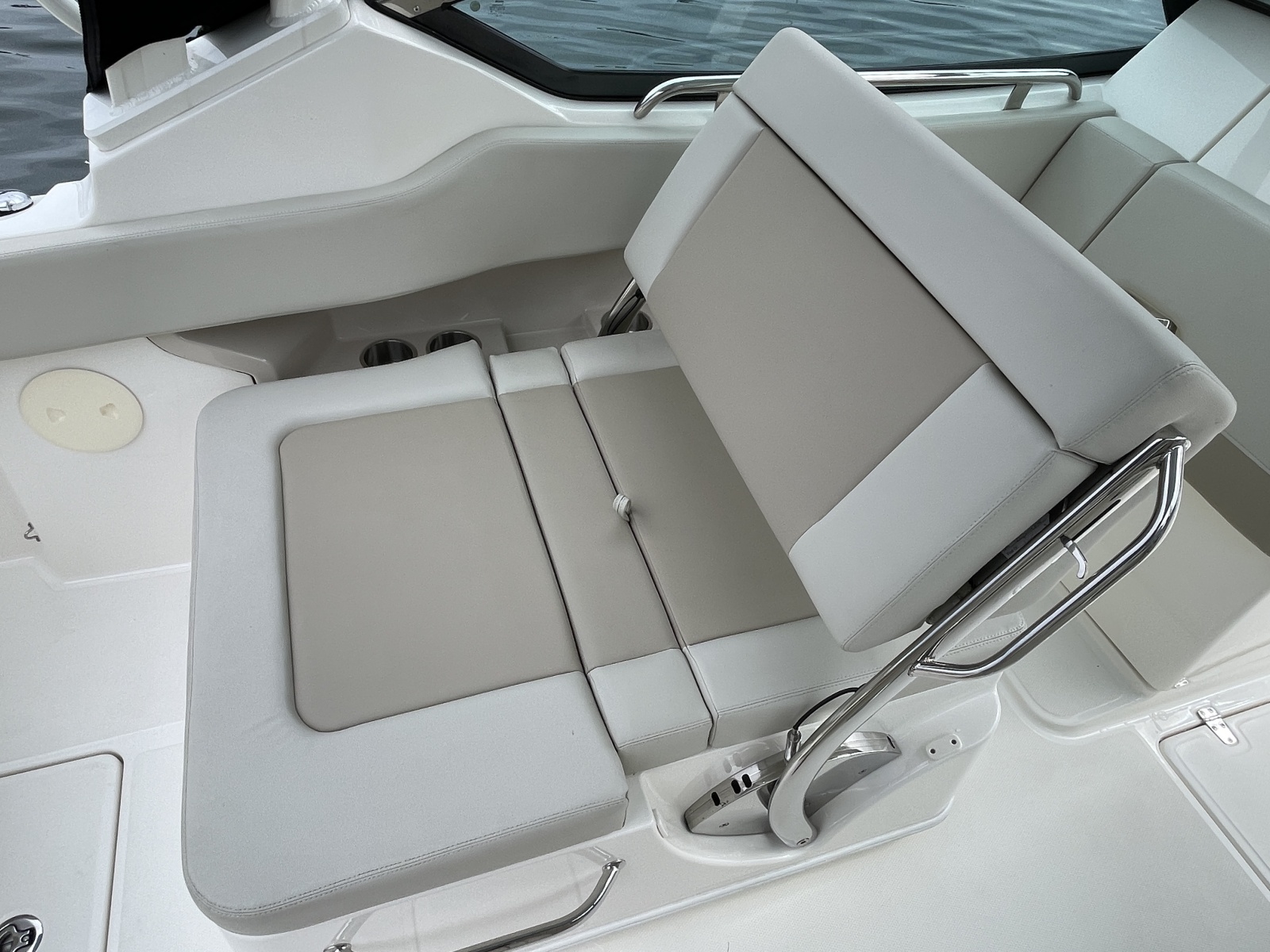 2023 Boston Whaler 