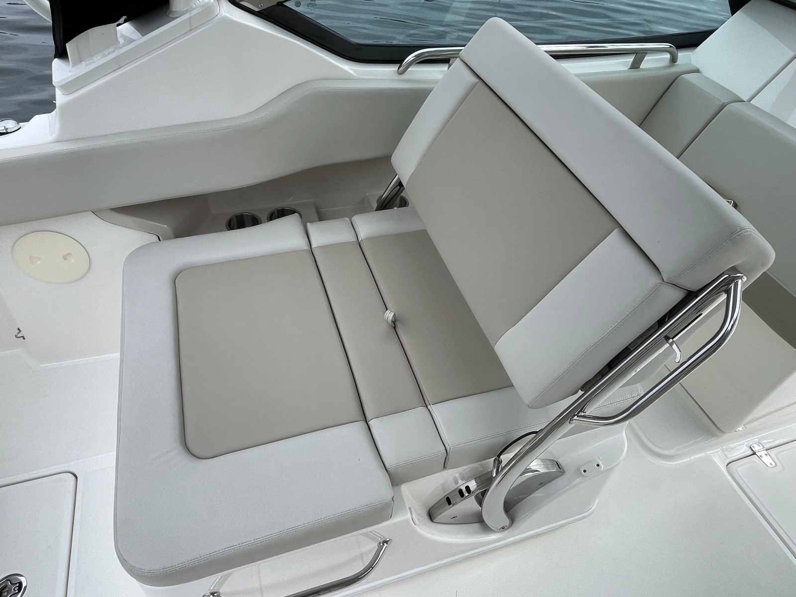 2023 Boston Whaler 