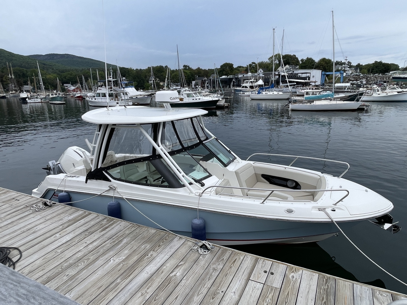 2023 Boston Whaler 