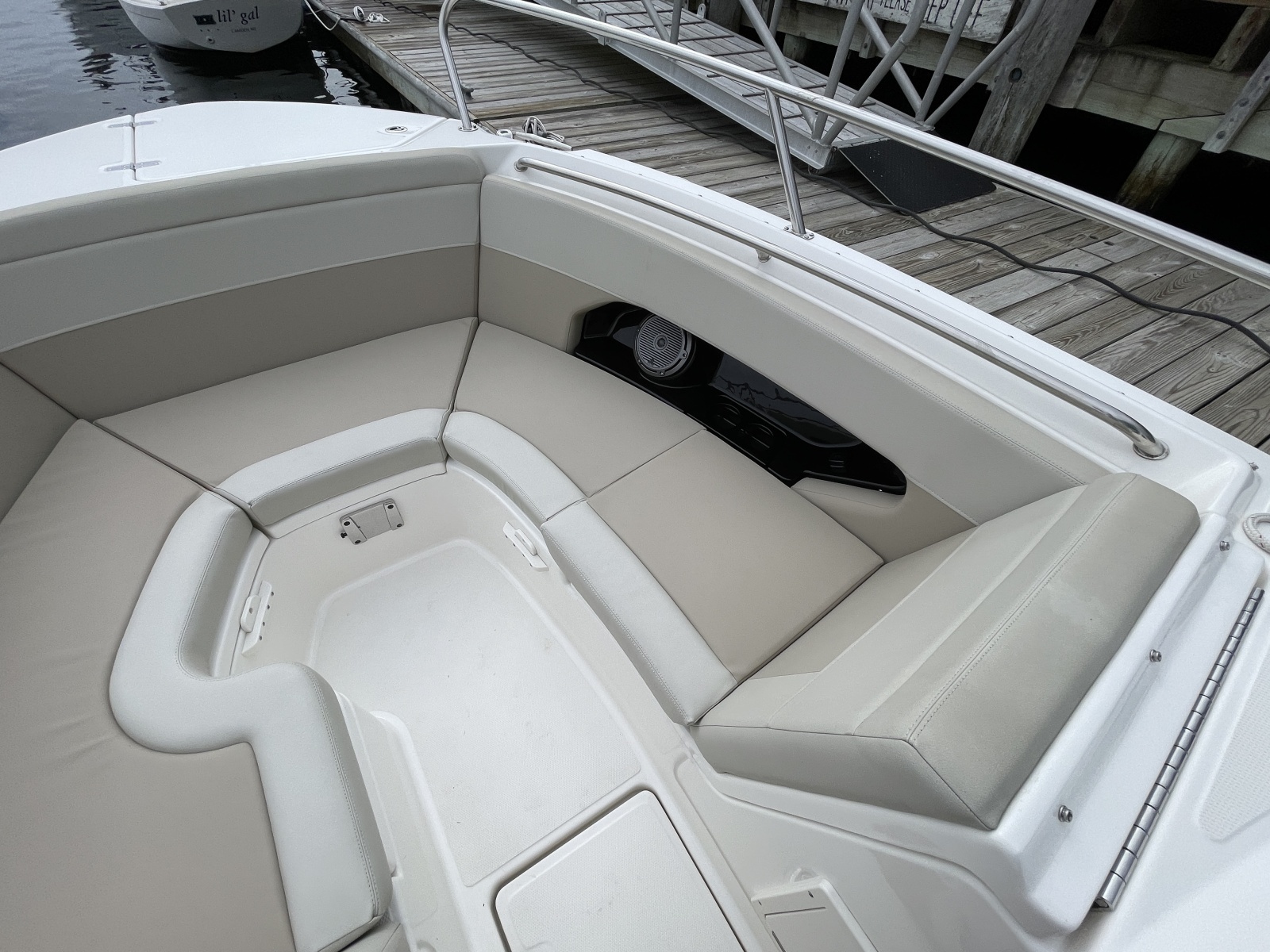 2023 Boston Whaler 