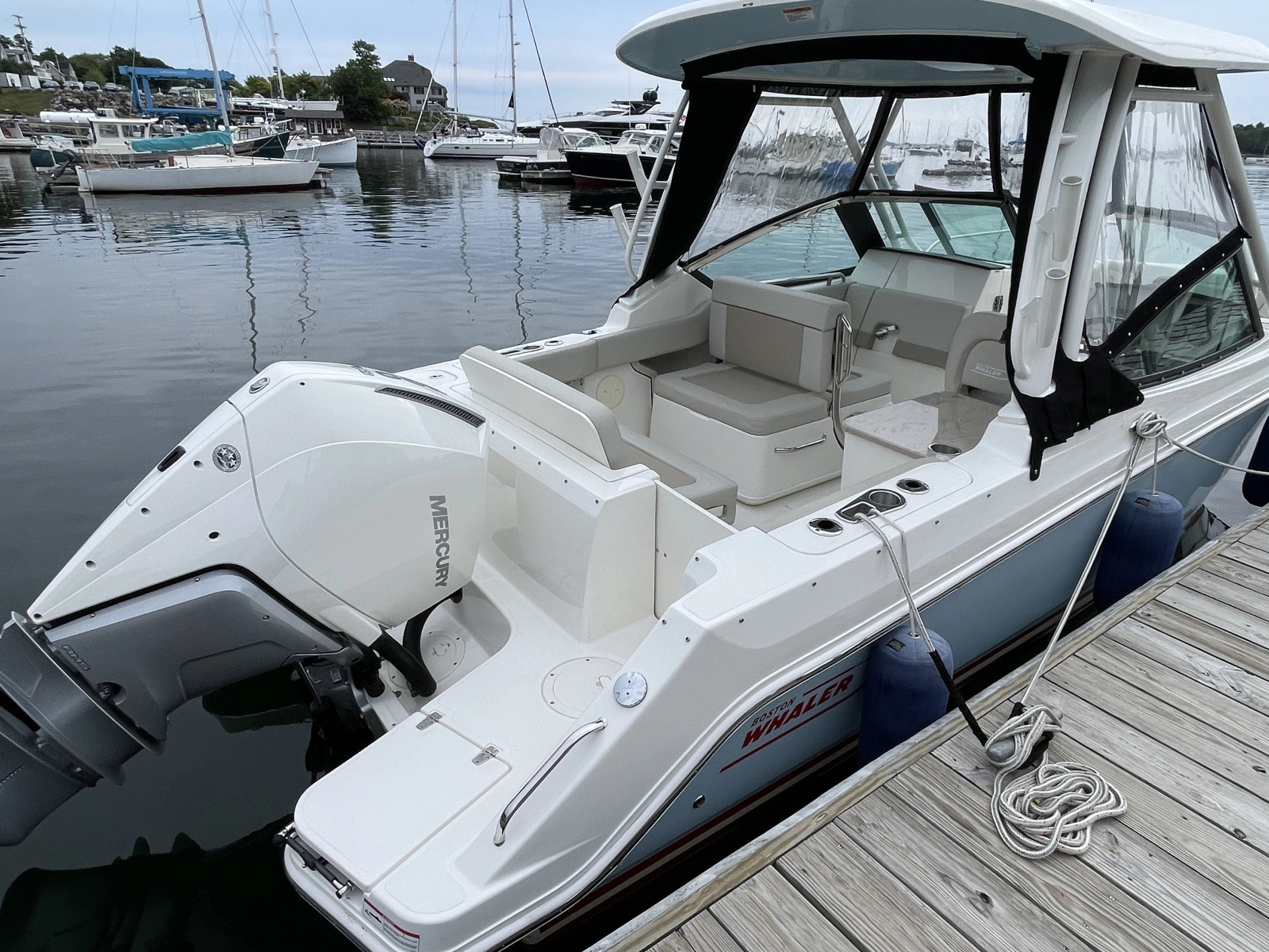 2023 Boston Whaler 
