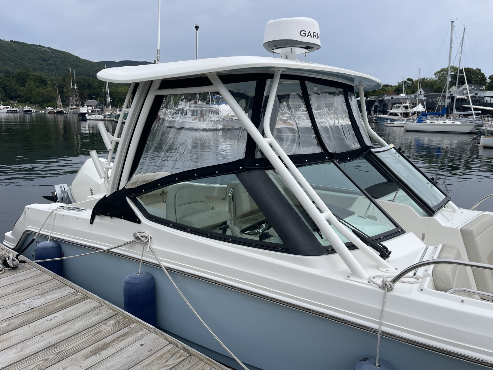 2023 Boston Whaler 