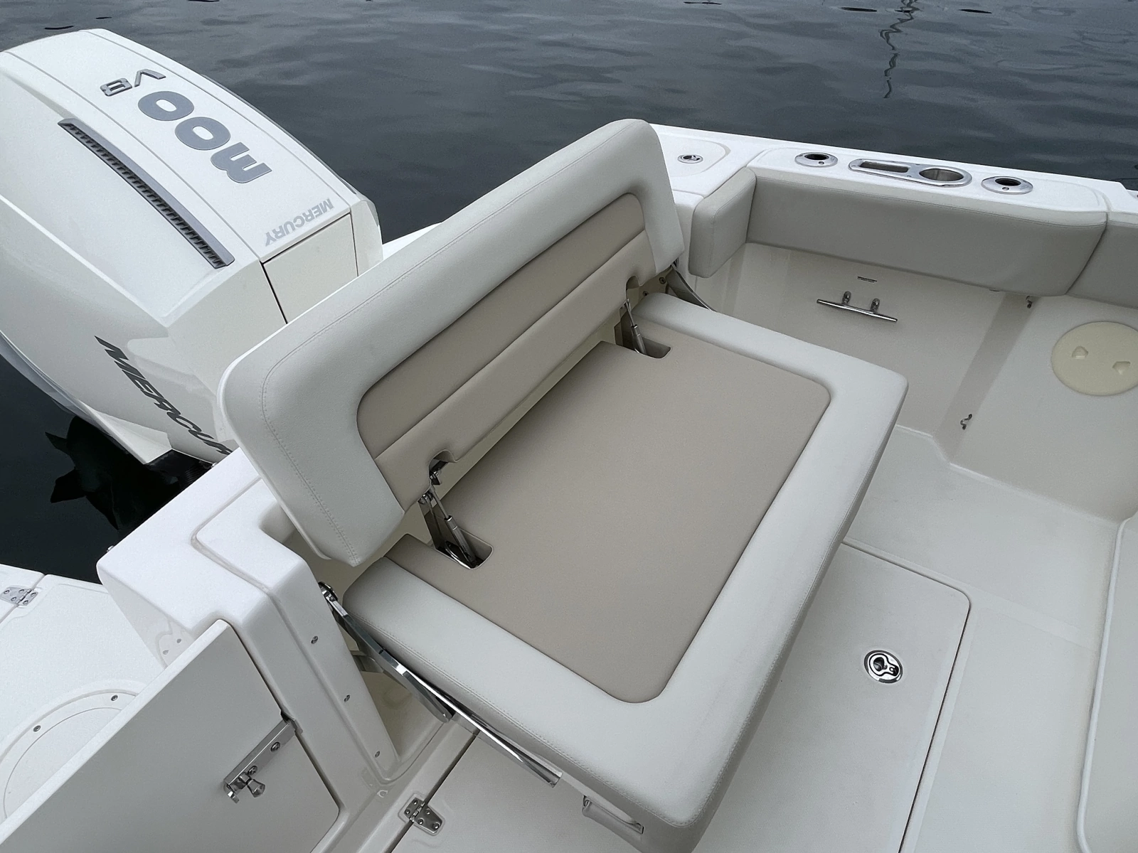 2023 Boston Whaler 