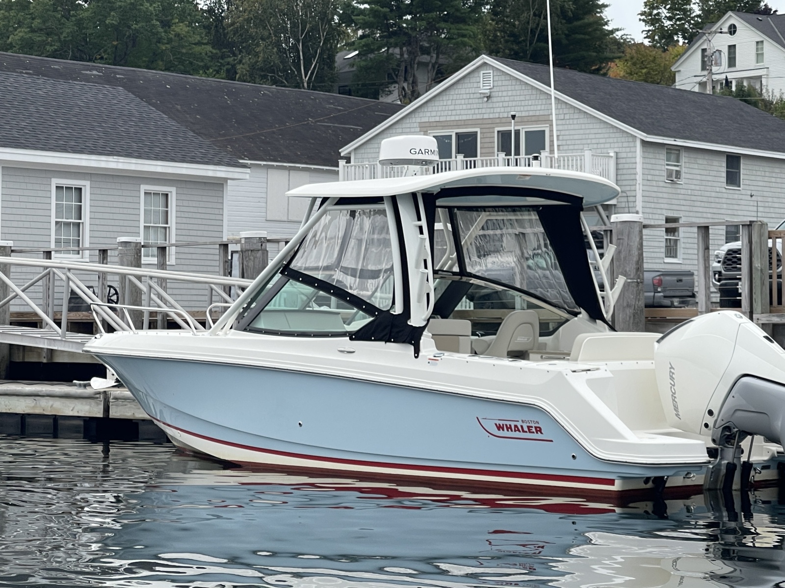 2023 Boston Whaler 