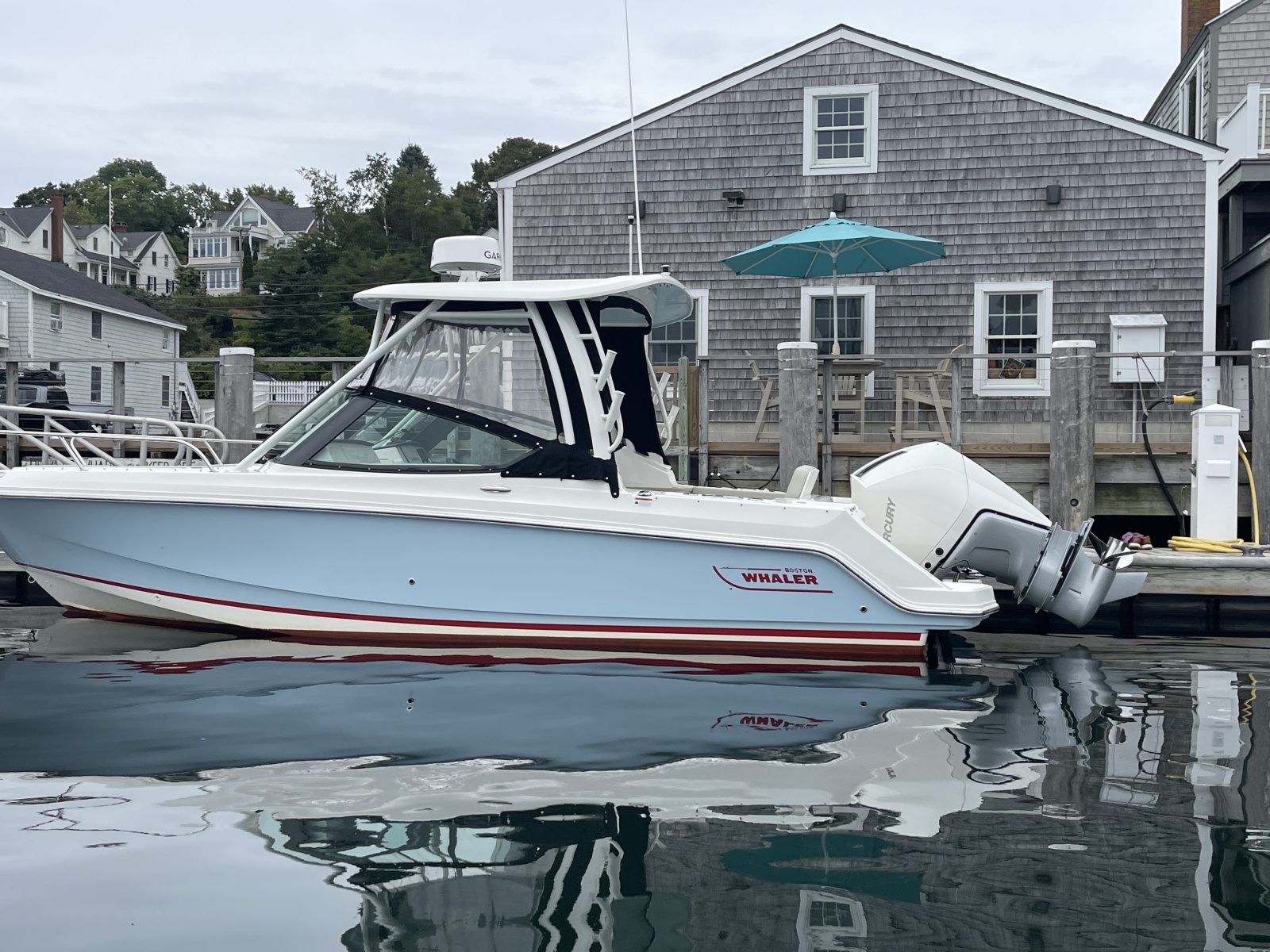 2023 Boston Whaler 