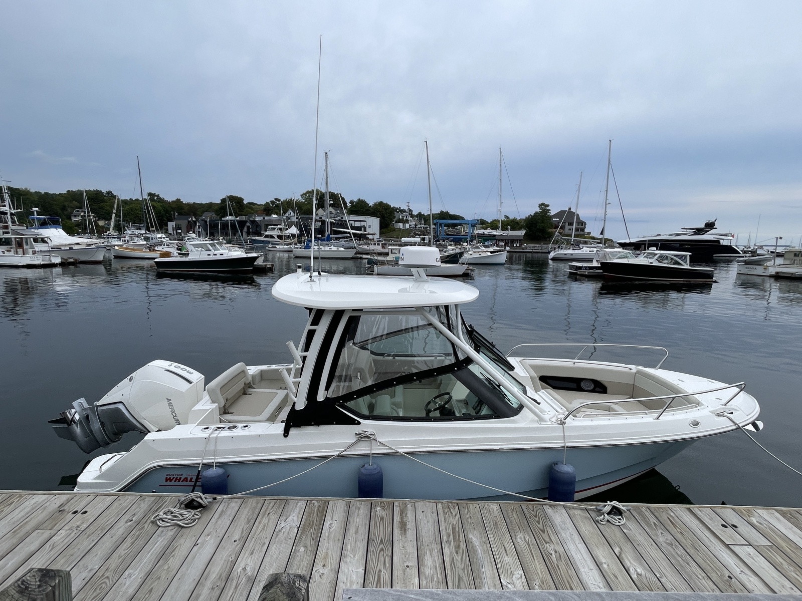 2023 Boston Whaler 