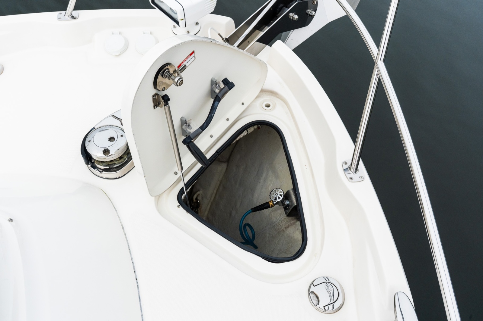2018 Sea Ray L550