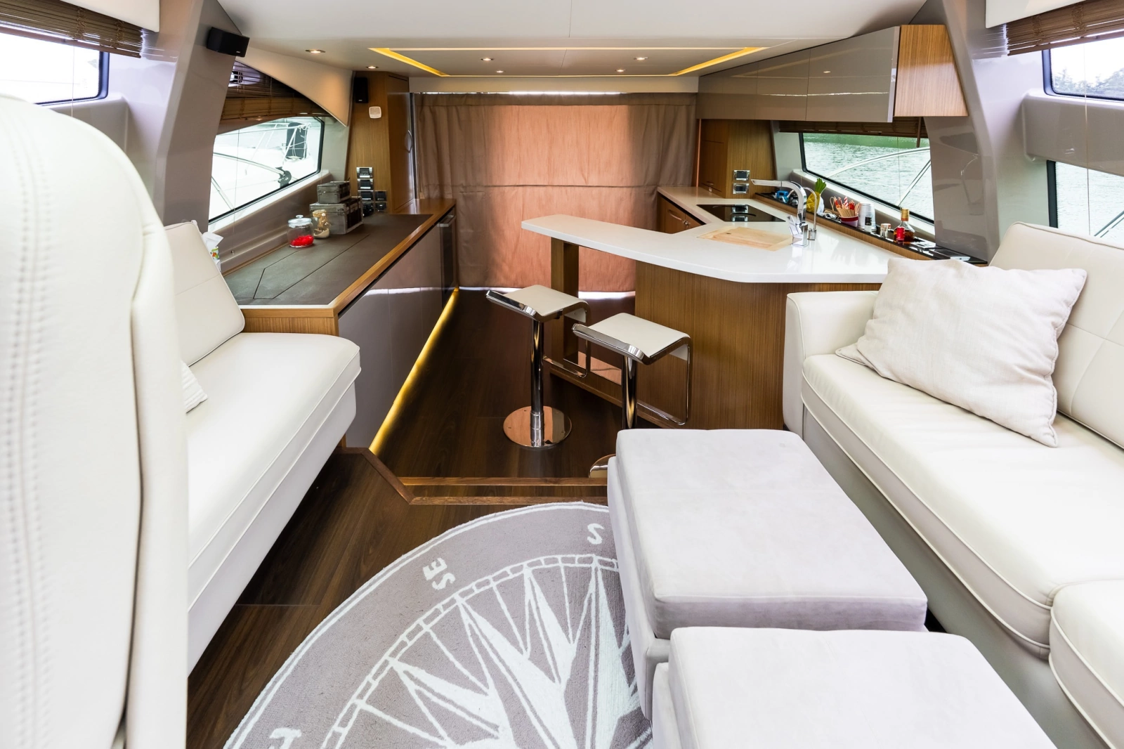 2018 Sea Ray L550