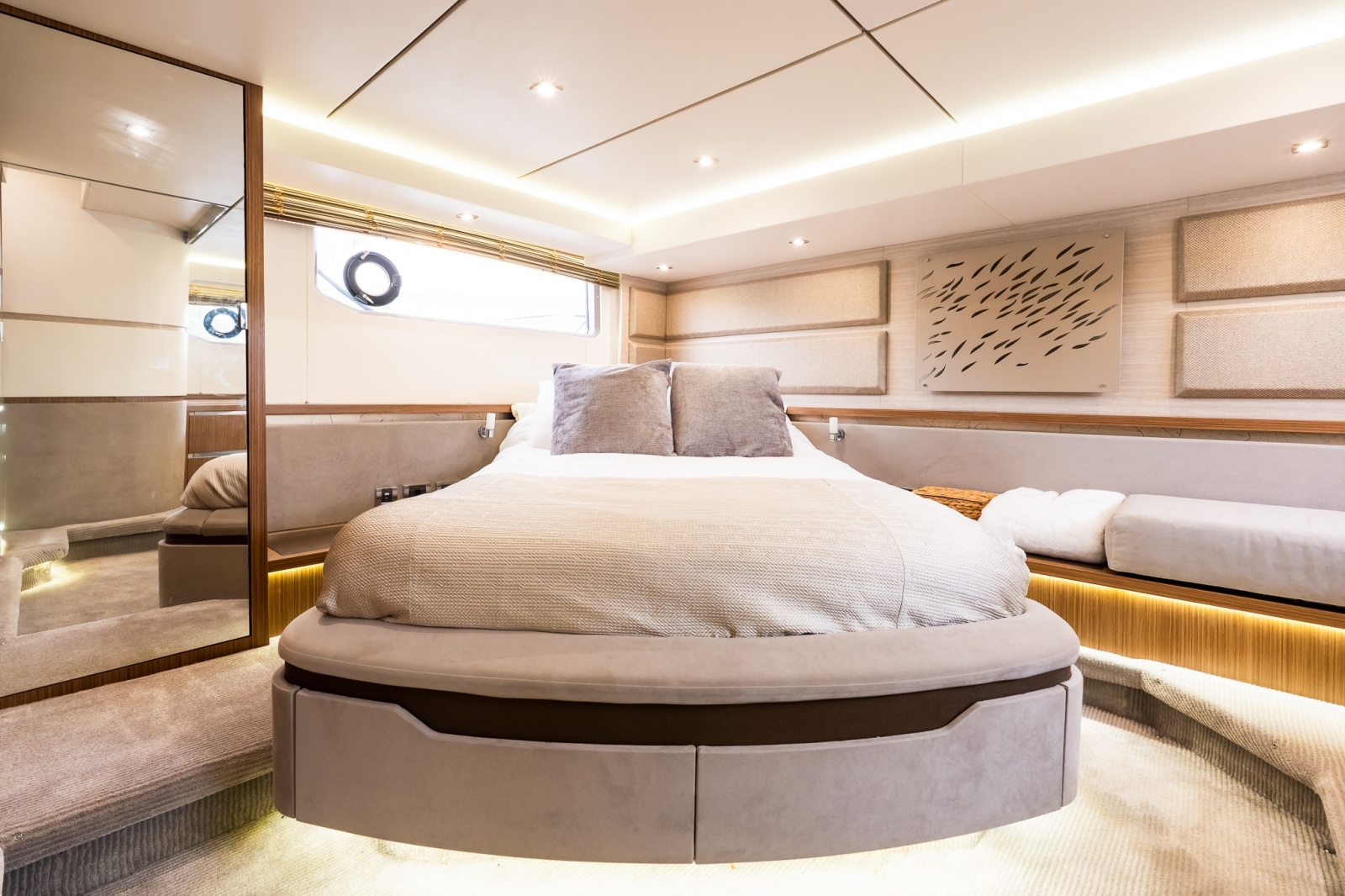 2018 Sea Ray L550