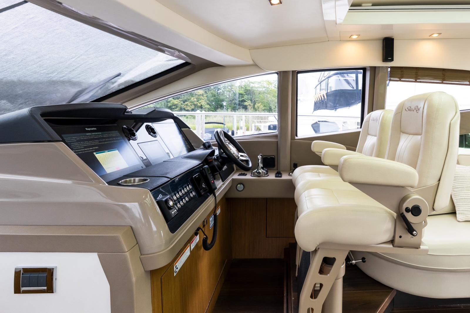 2018 Sea Ray L550