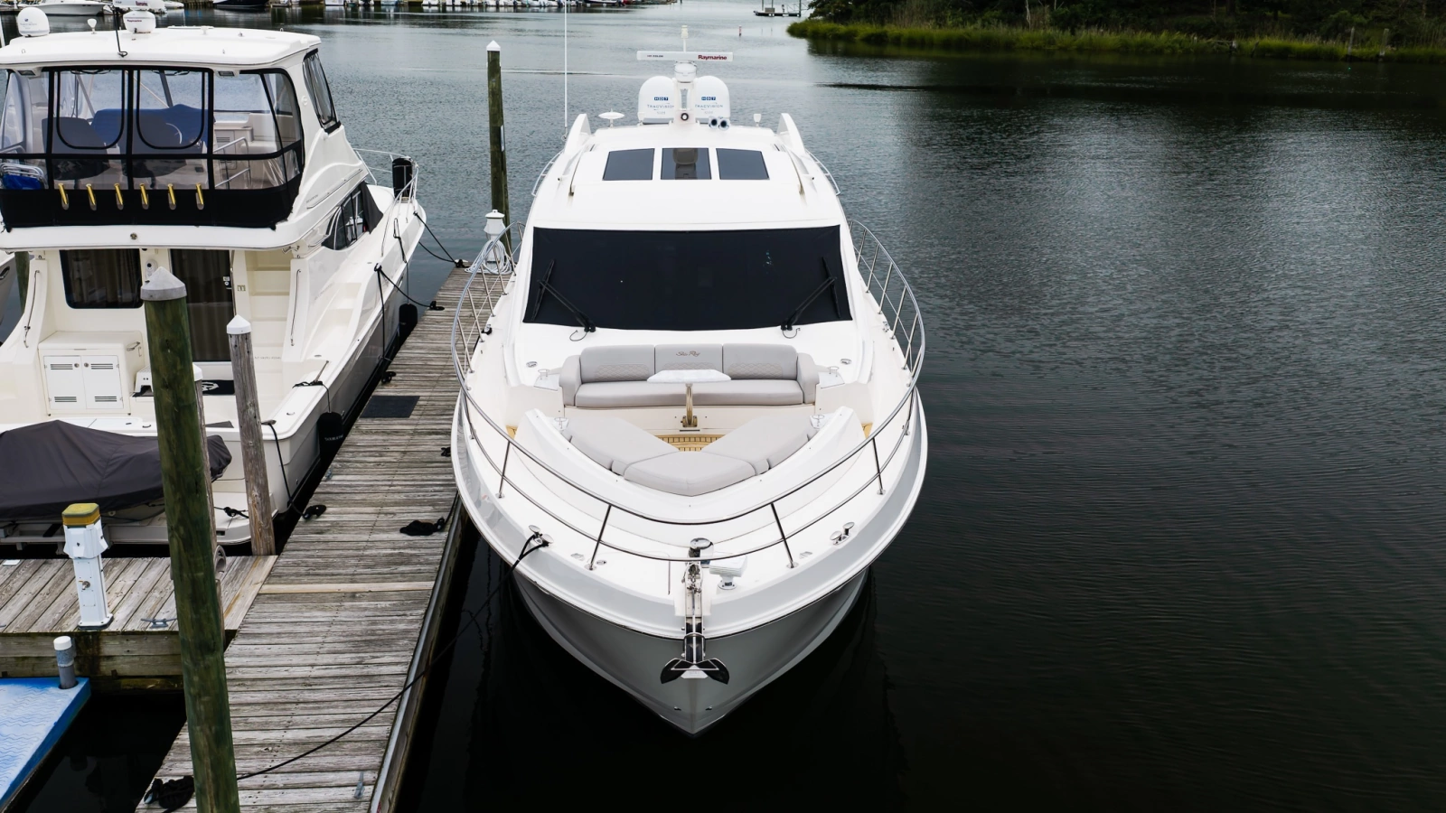 2018 Sea Ray L550