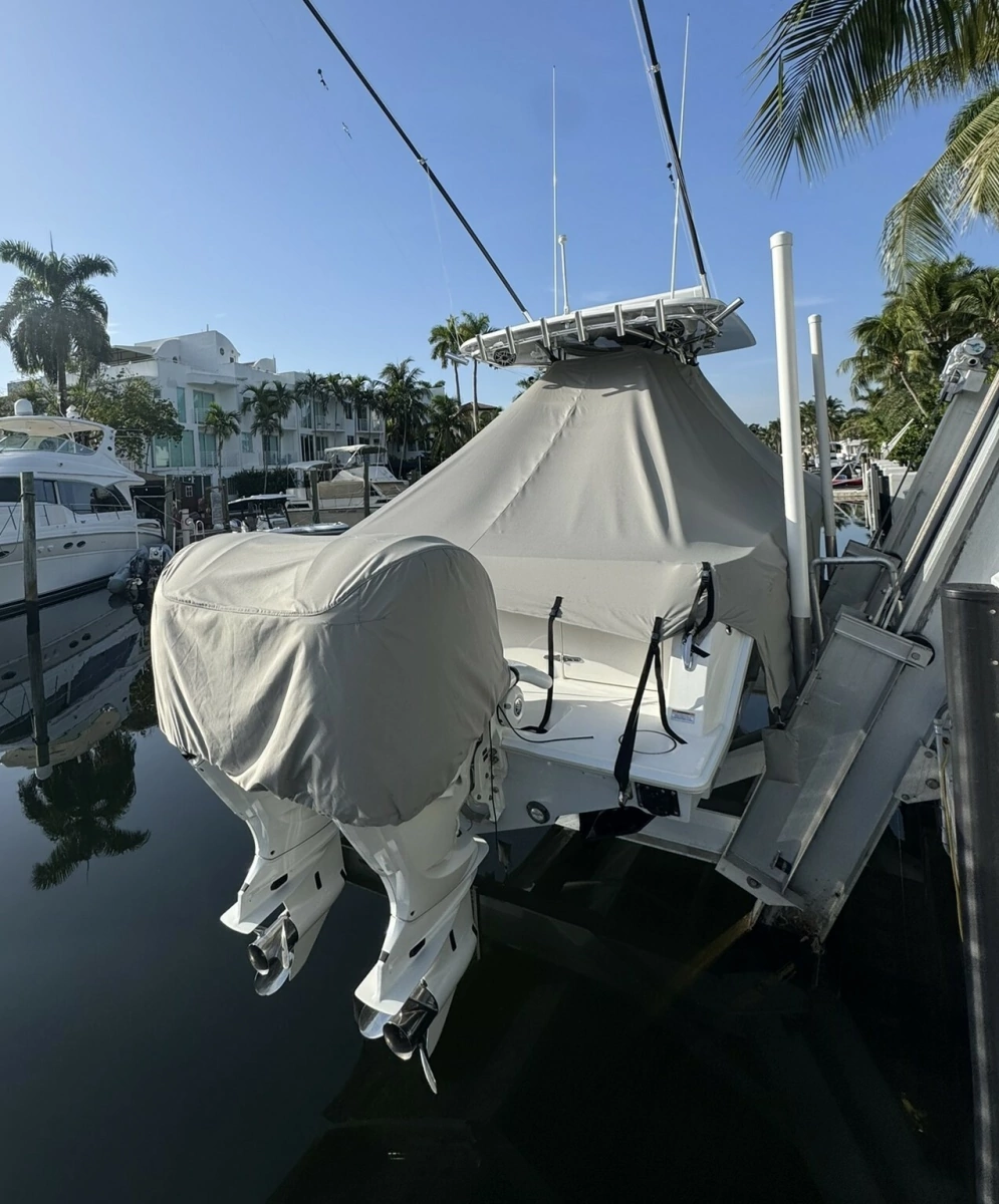 32ft Contender Yacht For Sale