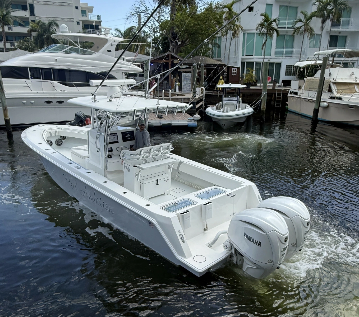 32ft Contender Yacht For Sale