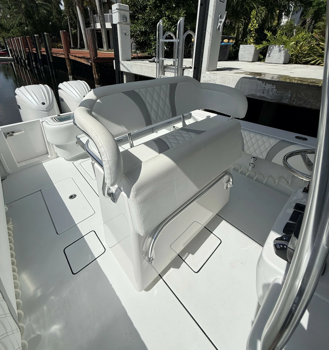 32ft Contender Yacht For Sale