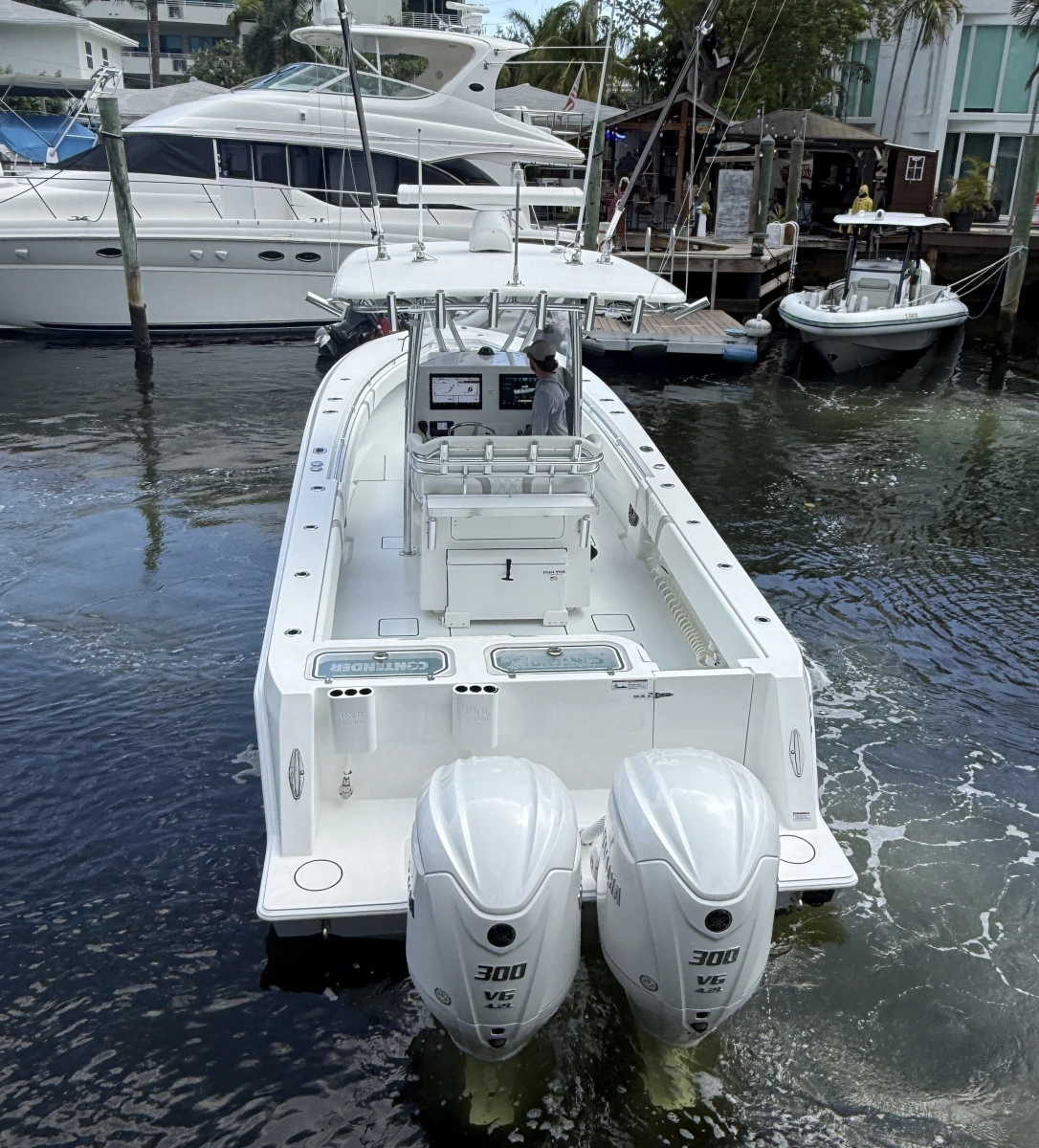 32ft Contender Yacht For Sale