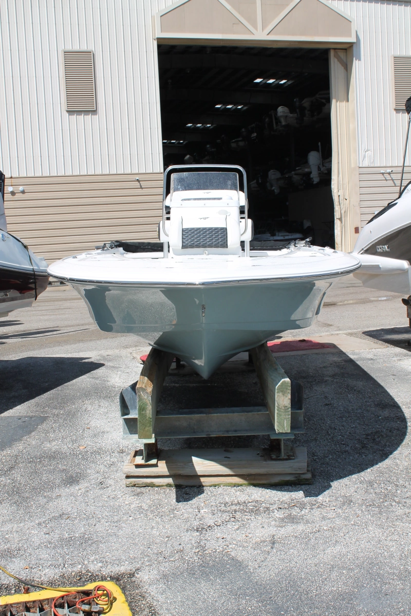 19ft Tidewater Yacht For Sale