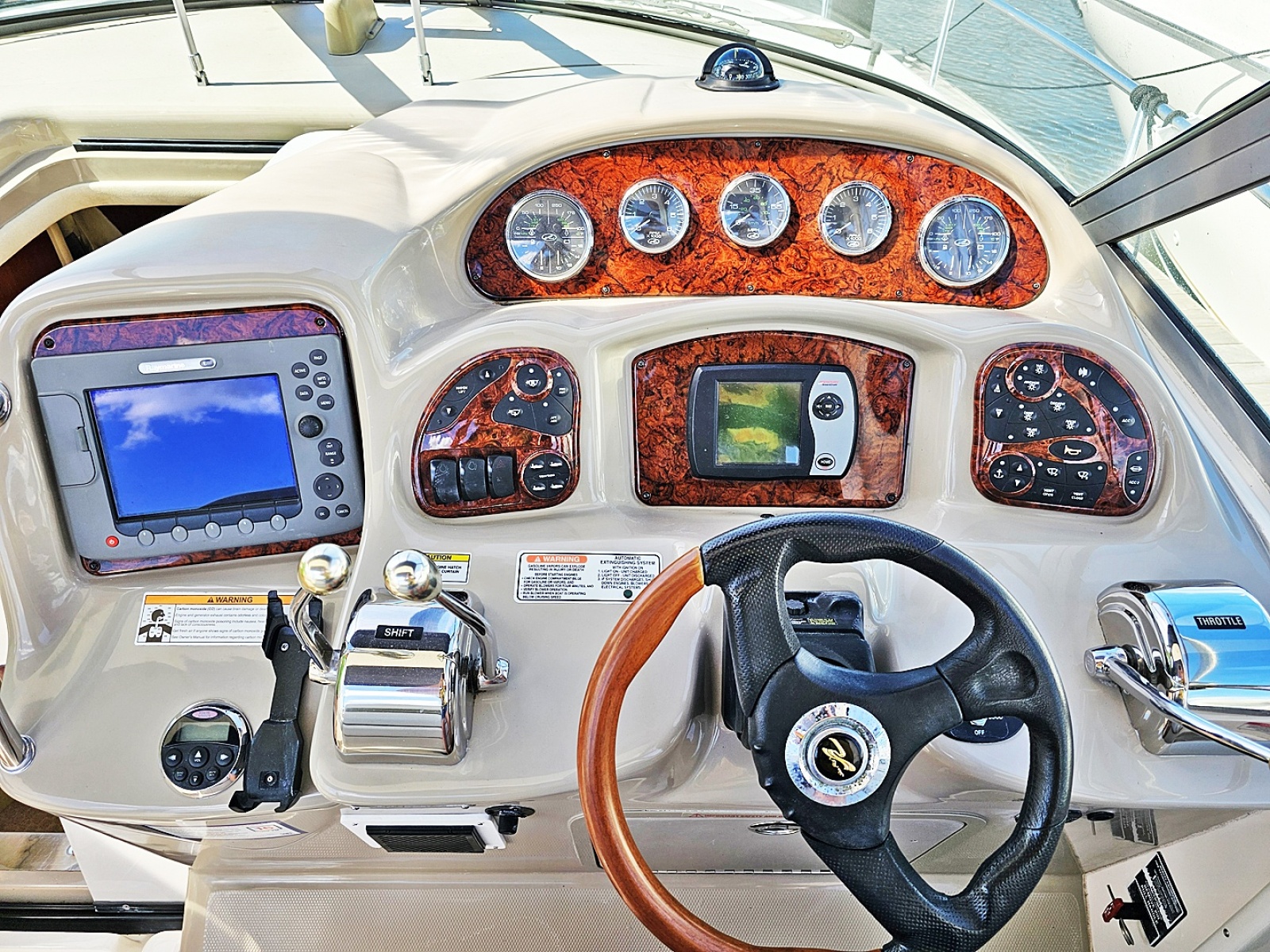 2007 Sea Ray 320