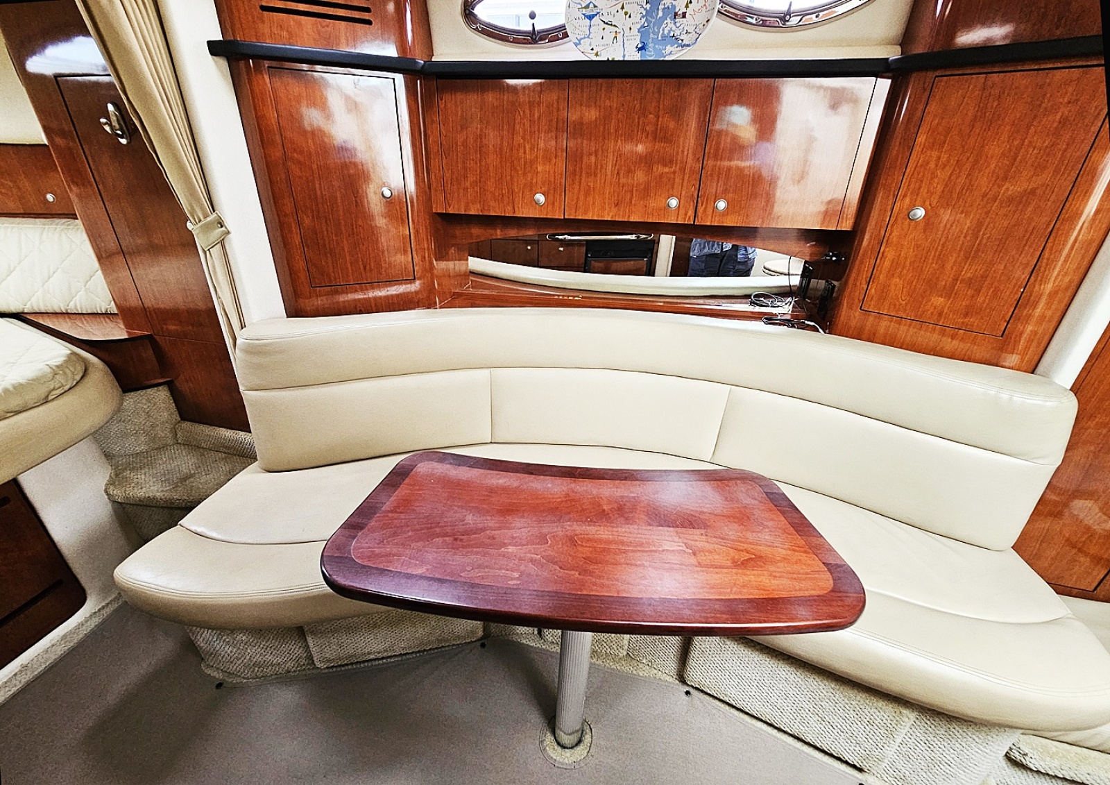 2007 Sea Ray 320