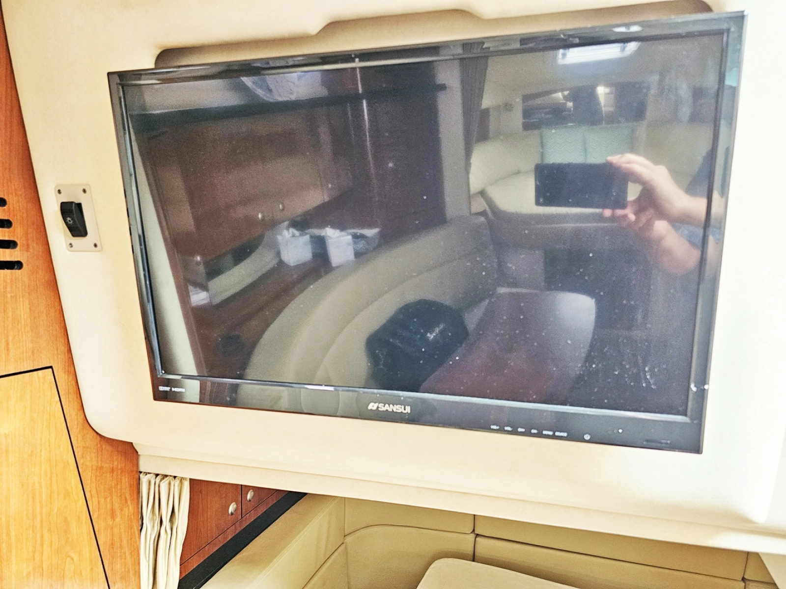 2007 Sea Ray 320