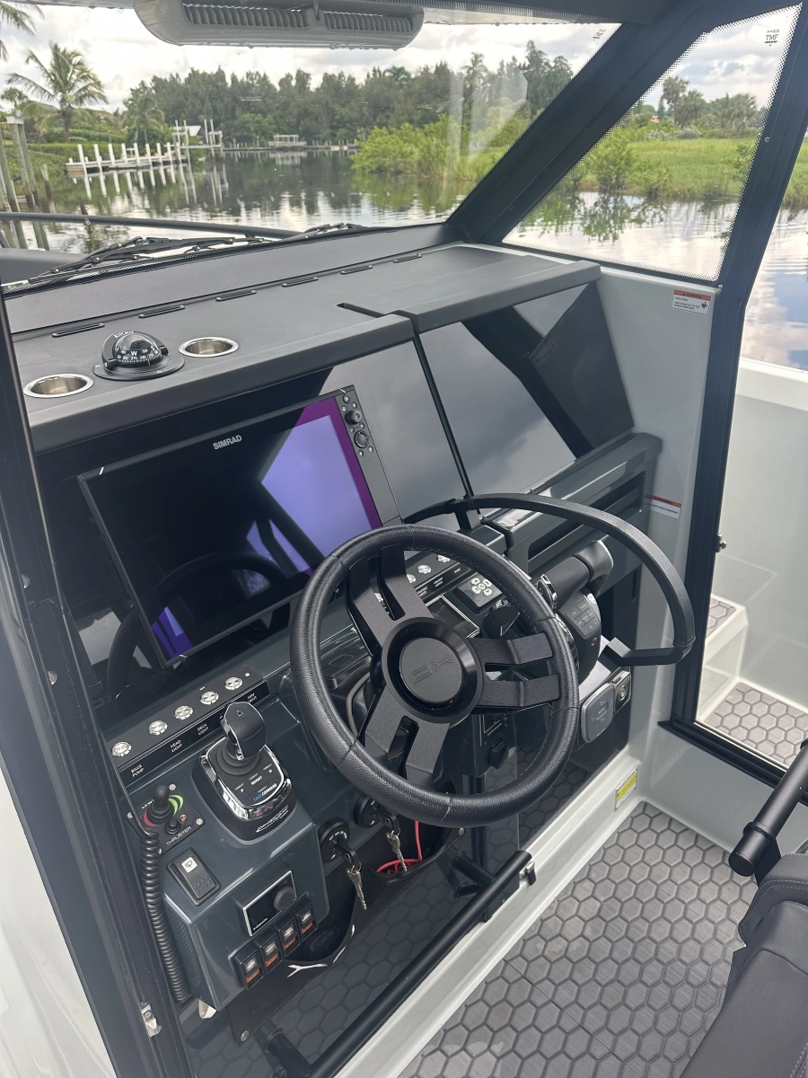 2023 XO Boats Dfndr 9