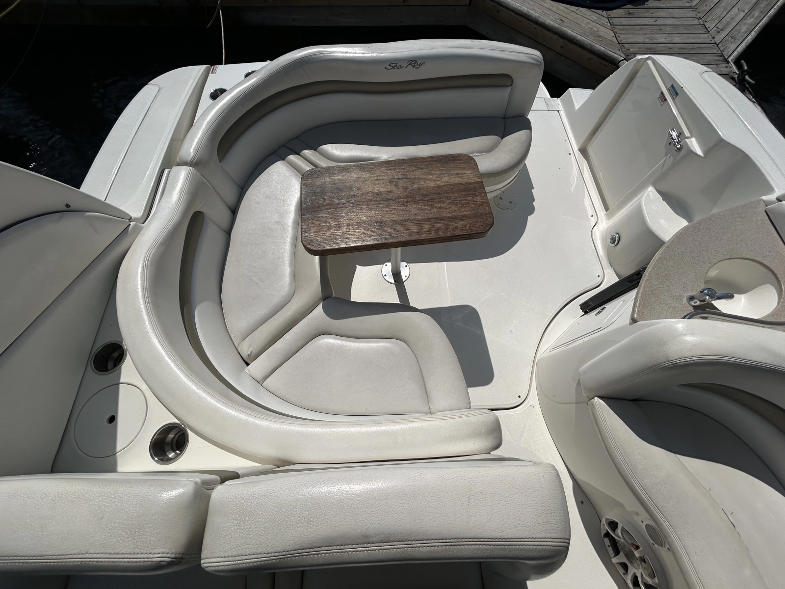 2006 Sea Ray Sundancer 320