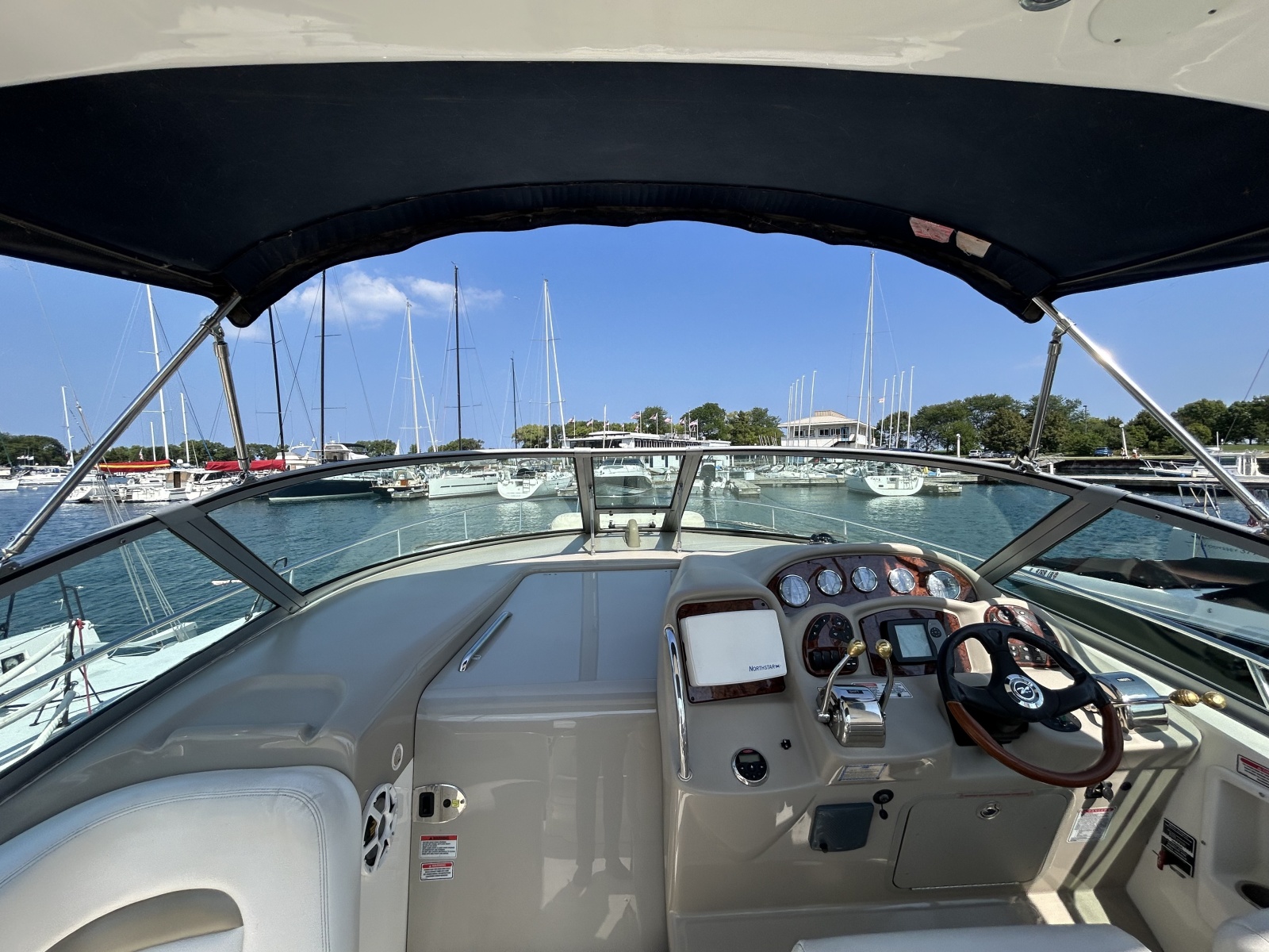 2006 Sea Ray Sundancer 320