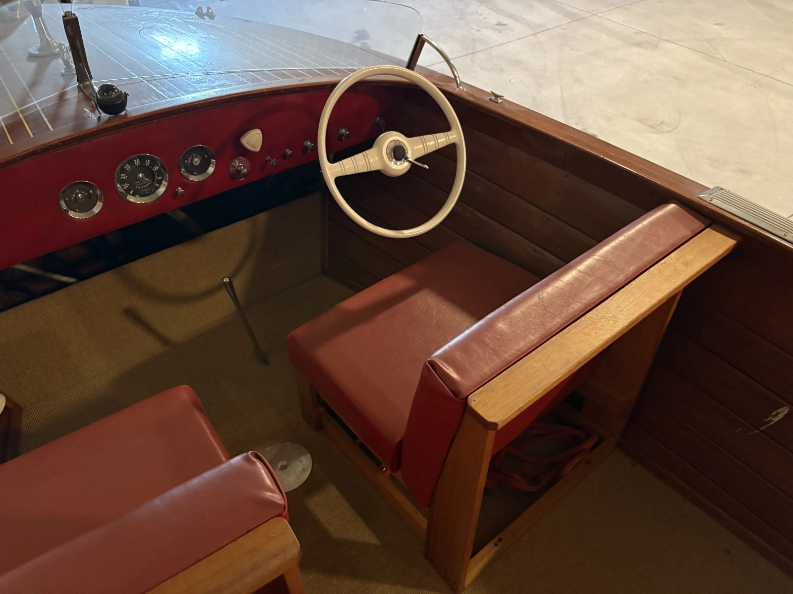 Red Rover 20ft Chris Craft Yacht For Sale